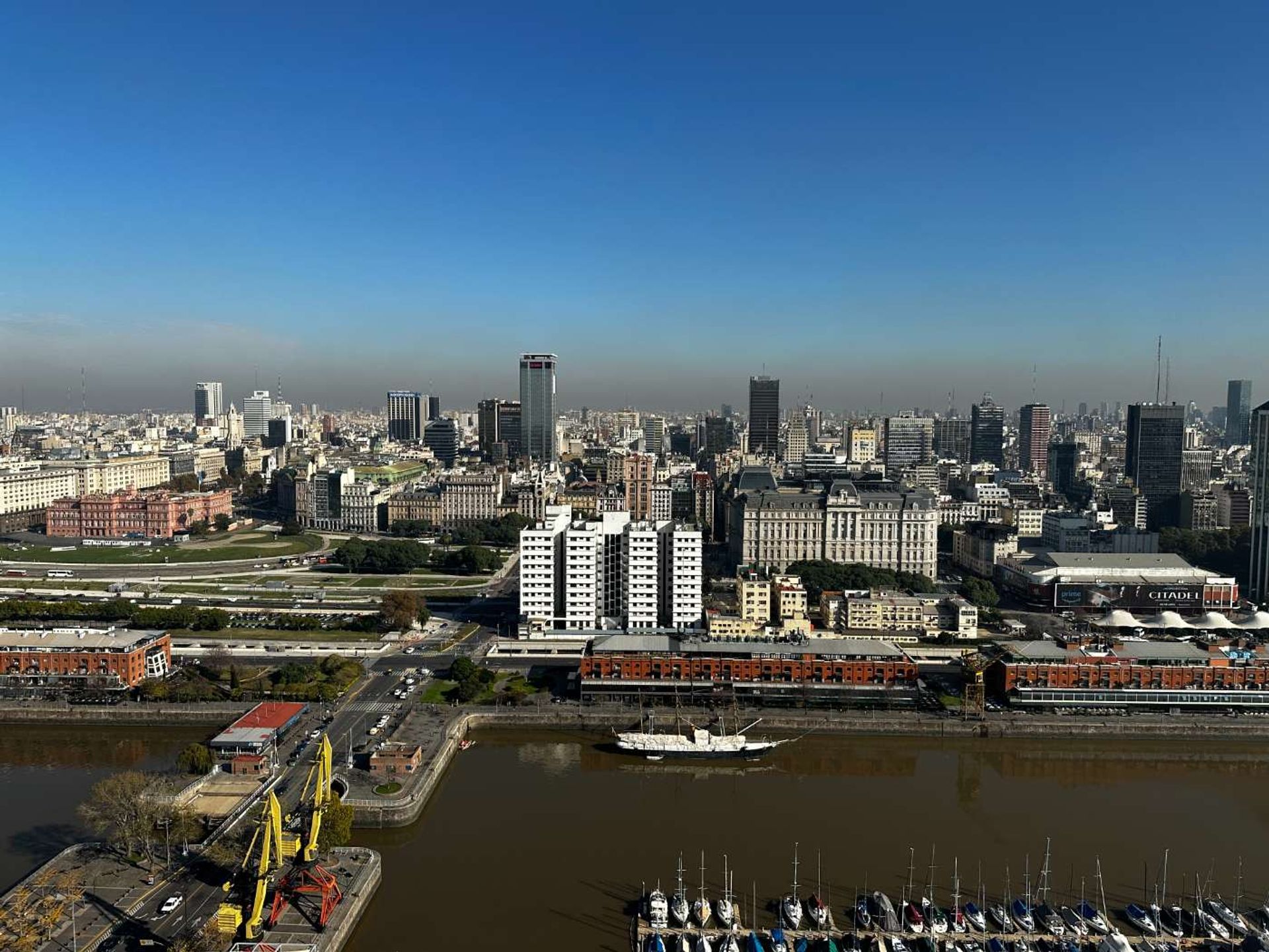 Alquiler 2 amb Torres del Yacht vista ciudad — foto 2