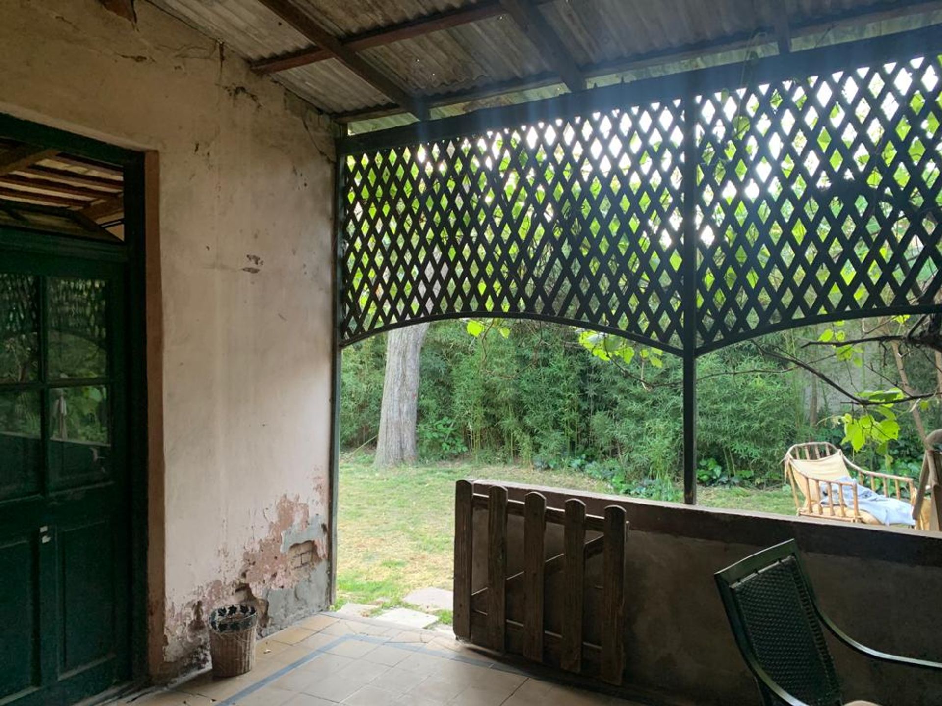 VENTA CASA CON JARDIN A REFACCIONAR - 16