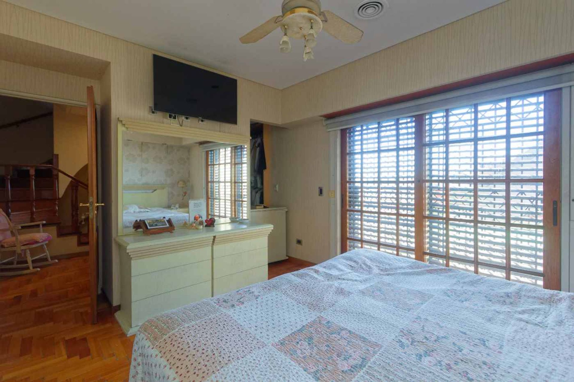 CASA 7 AMB JARD&Iacute;N QUINCHO LAVADERO COCHERA — foto 10
