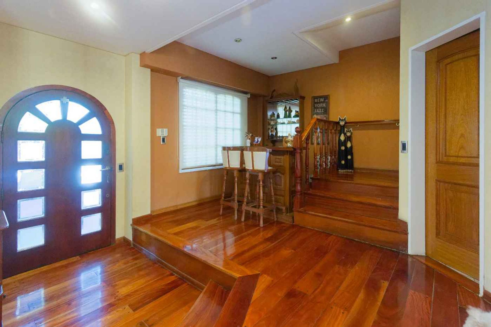CASA 7 AMB JARD&Iacute;N QUINCHO LAVADERO COCHERA — foto 6