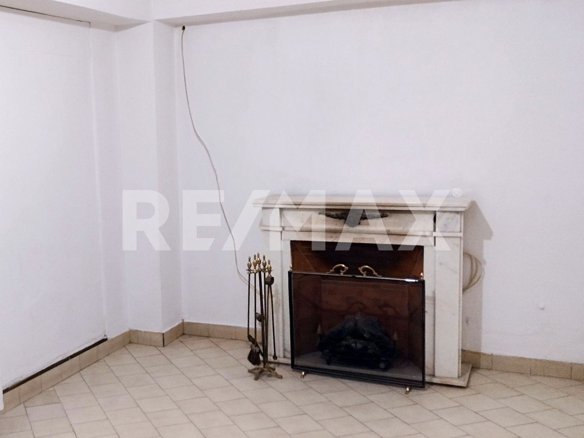 EN VENTA Casa 2 dormitorios + 2 Dptos - 5