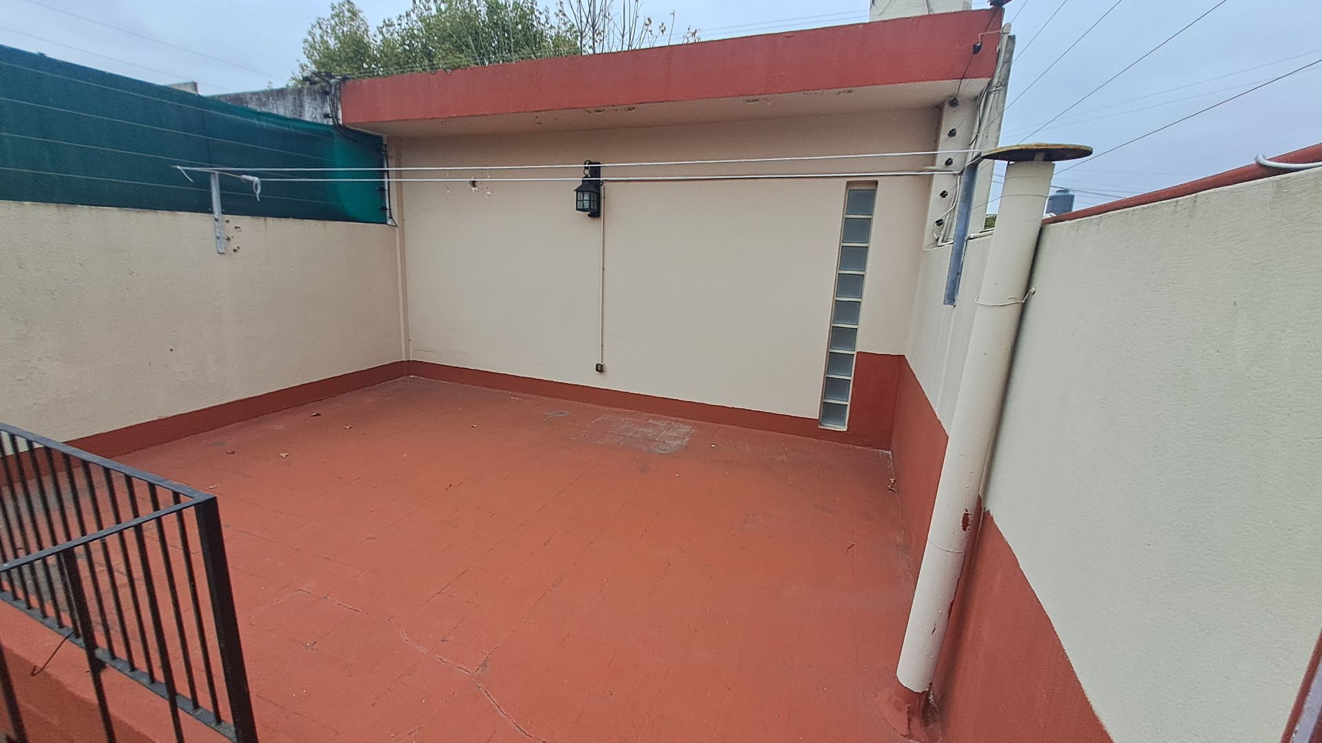 VENTA DUPLEX 3 AMBIENTES CON COCHERA Y TERRAZA - 1