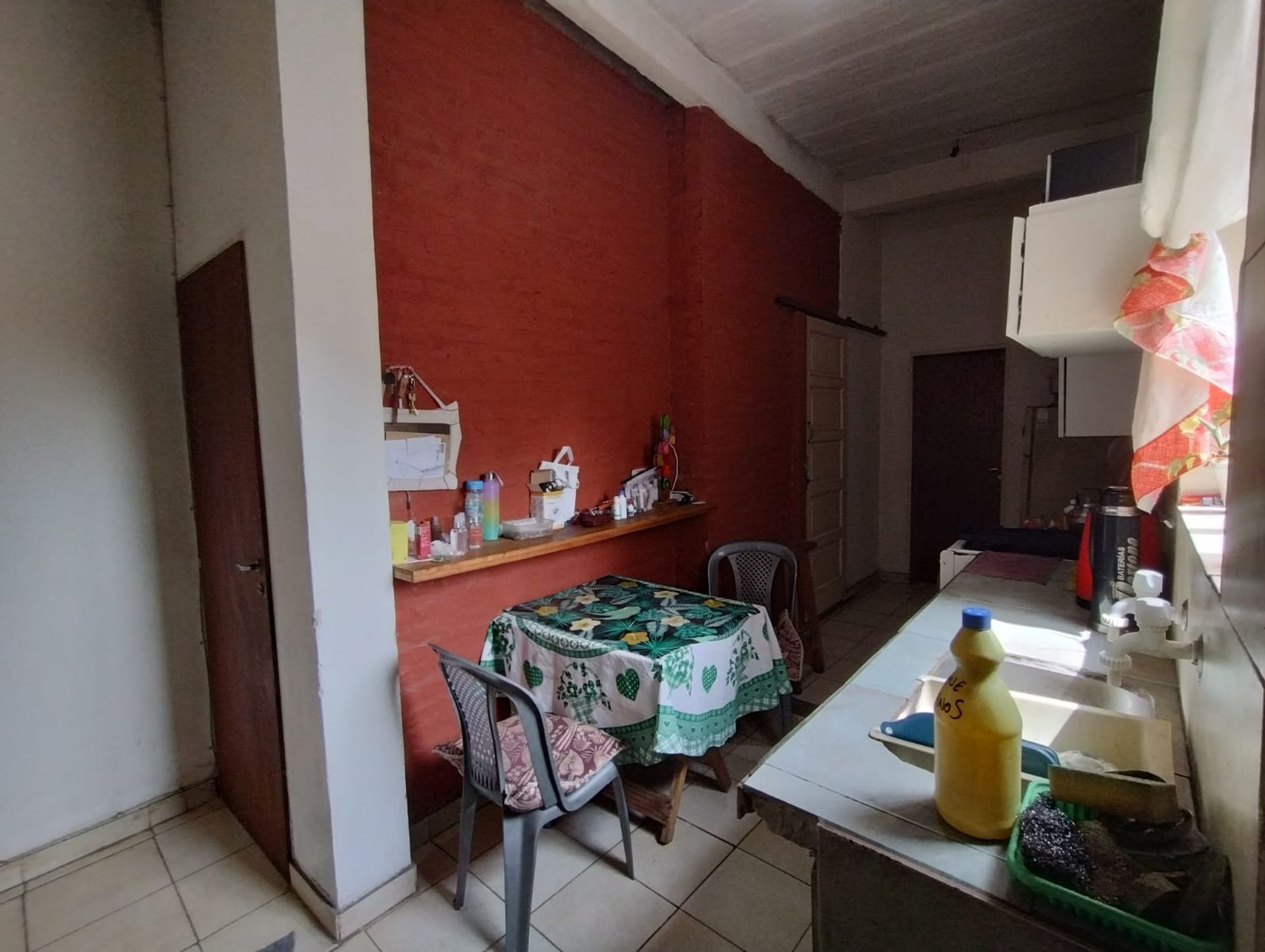 Venta Casa mas 2 departamentos Rafael Calzada - 12