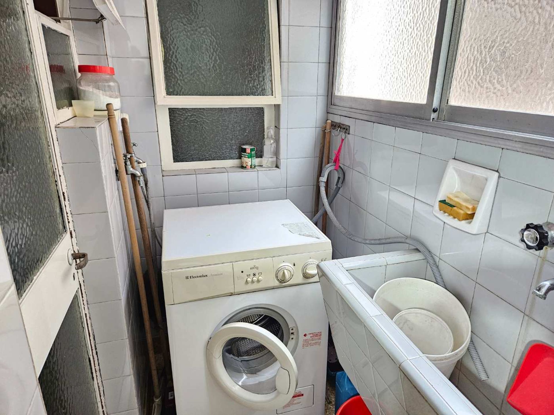 Departamento 4 ambientes balcón Cochera Seguridad - 13