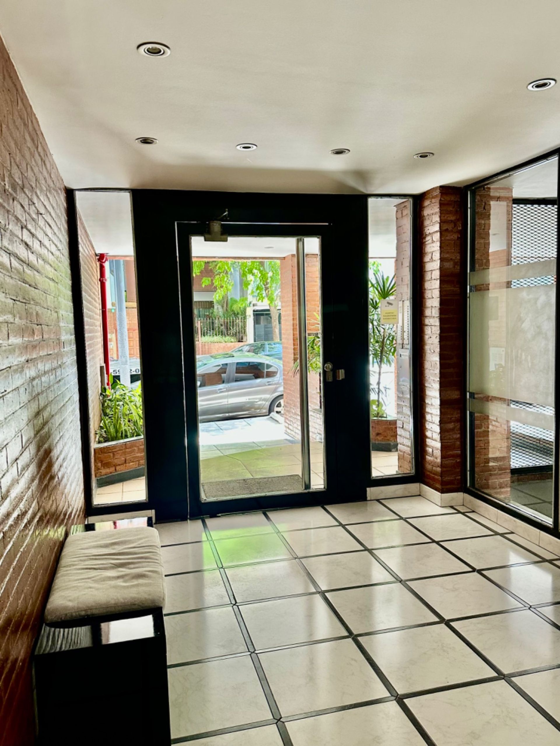 VENTA SEMIPISO 4 AMBIENTES COCHERA PATIO BELGRANO — foto 4
