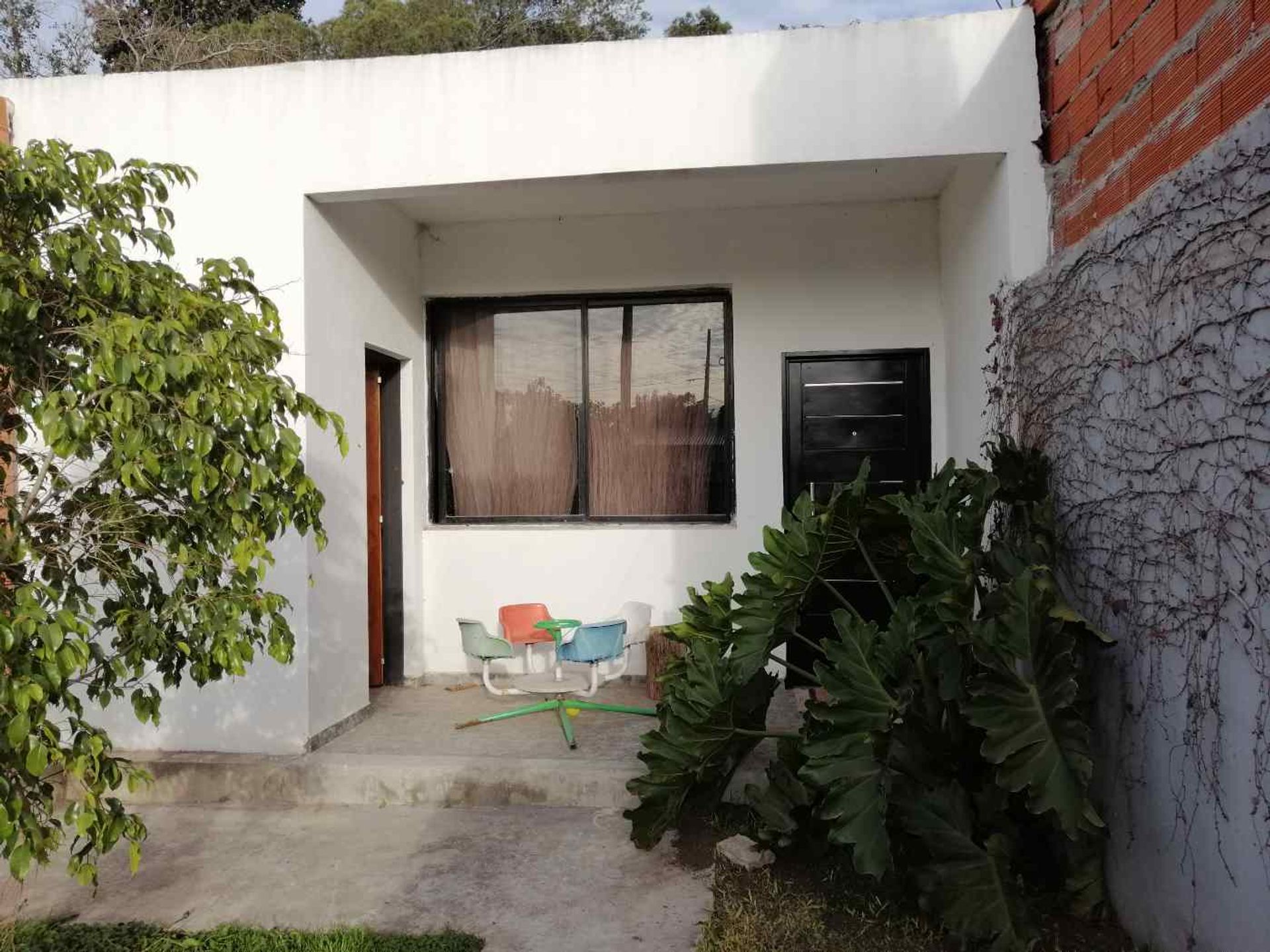 CASA 3 AMBIENTES VENTA MONTE GRANDE BIEN UBICADA - 1