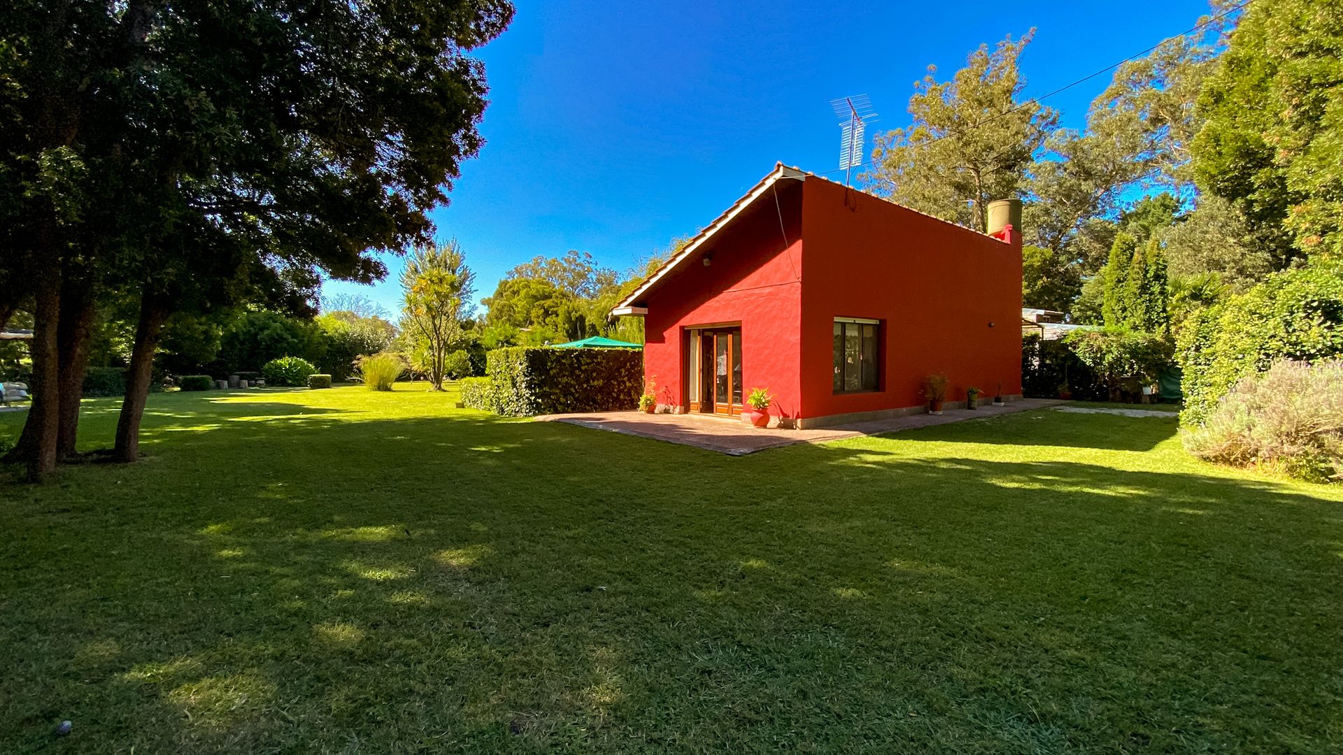 VENTA CASA 2 AMB. SOBRE 3 LOTES EN "EL SOSIEGO" - 10