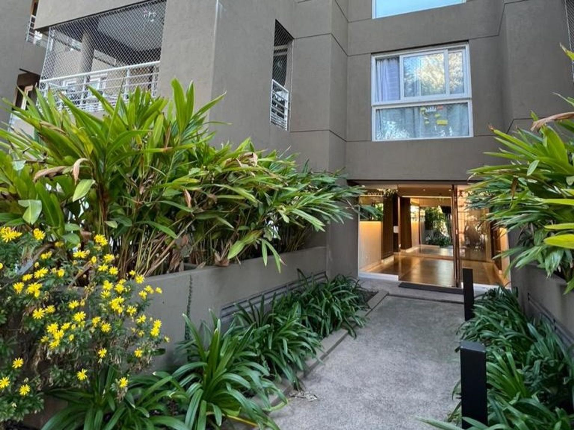 VENTA - PASIONARIA MARTINEZ - AMENITIES - 2 Coch - 3