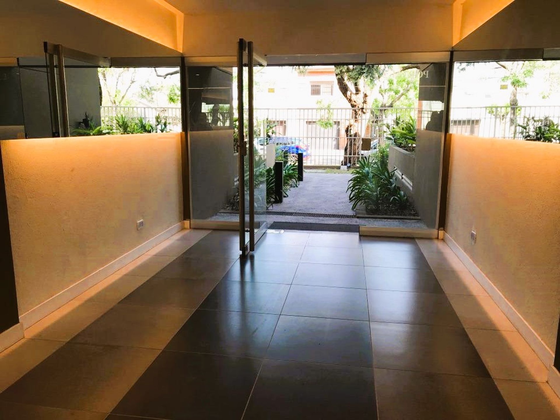 VENTA - PASIONARIA MARTINEZ - AMENITIES - 2 Coch - 4