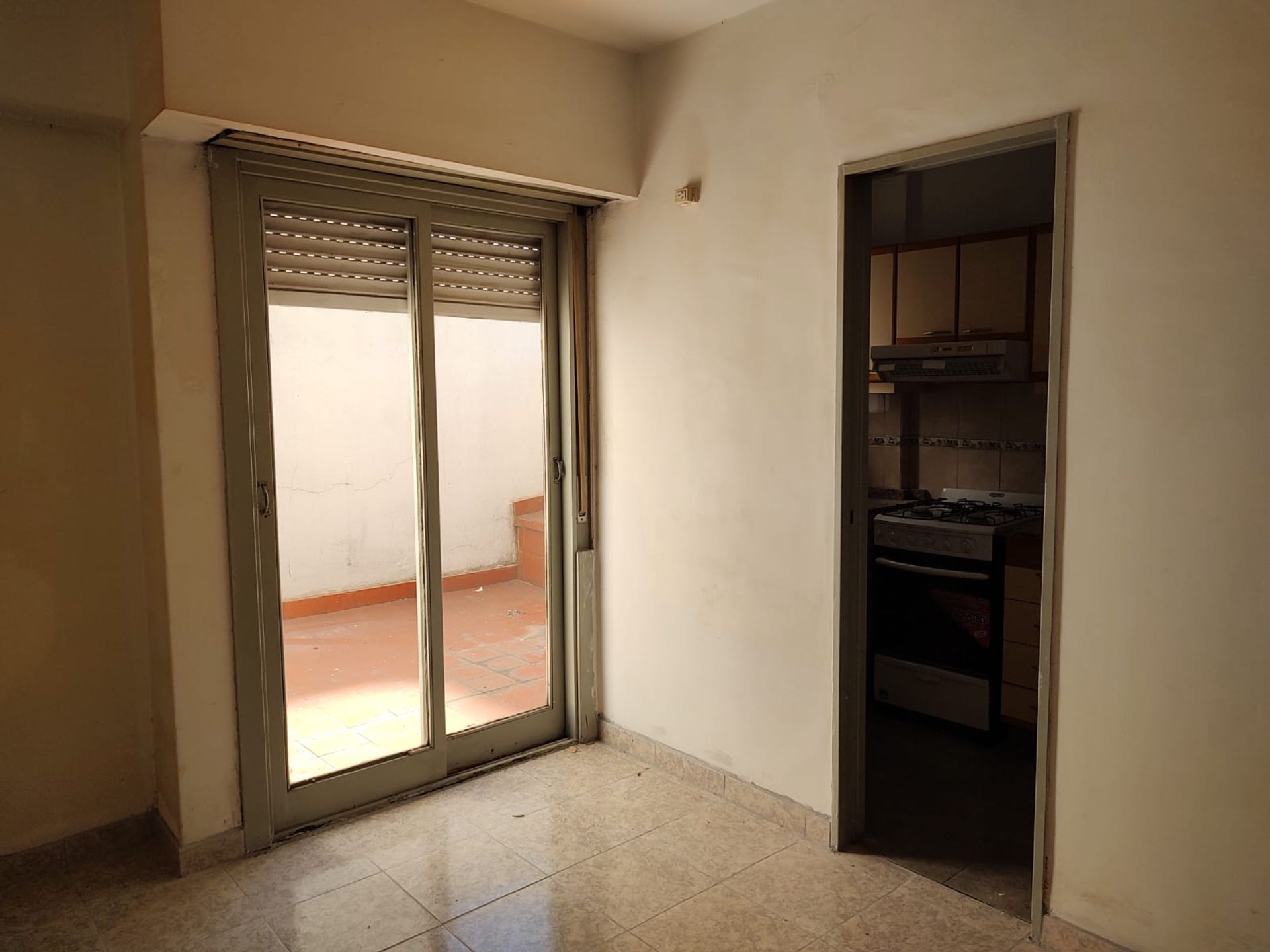 Venta Departamento Morón 2 ambientes con Patio - 6