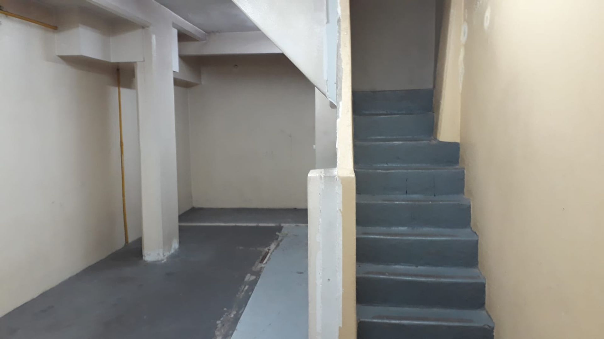 VENTA LOCAL/DEPÓSITO CON SÓTANO BALVANERA - 11
