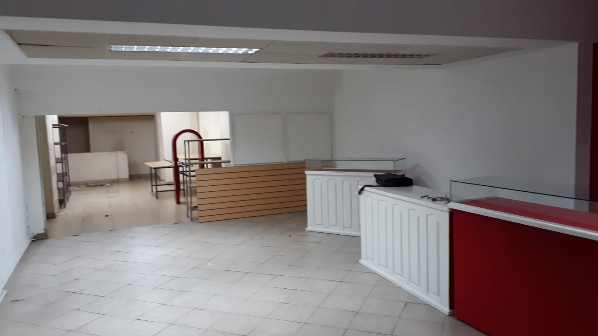 VENTA LOCAL/DEPÓSITO CON SÓTANO BALVANERA - 1