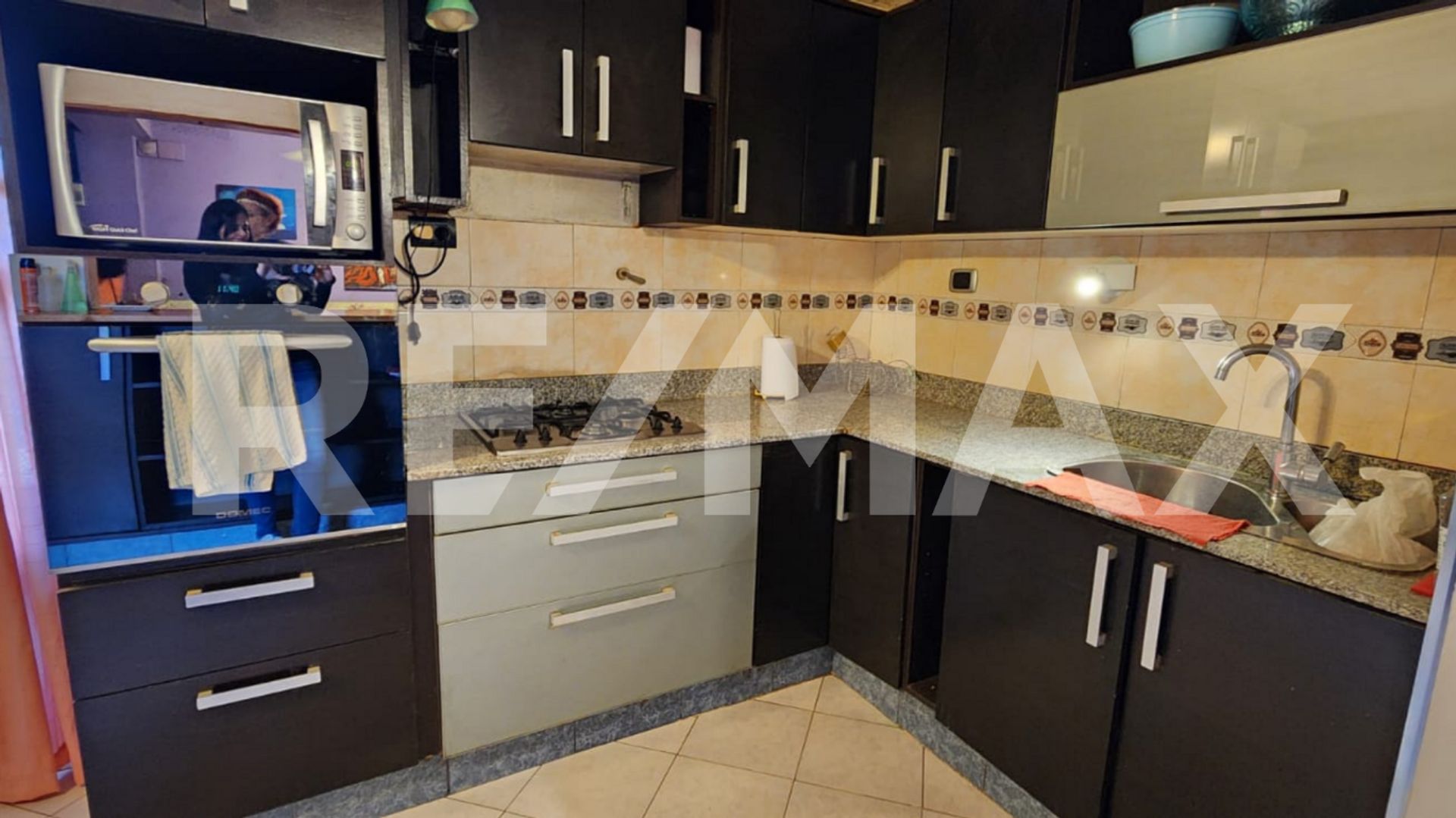 VENTA CASA 2 DORM PLAZA HUINCUL B° CENTRAL - 13