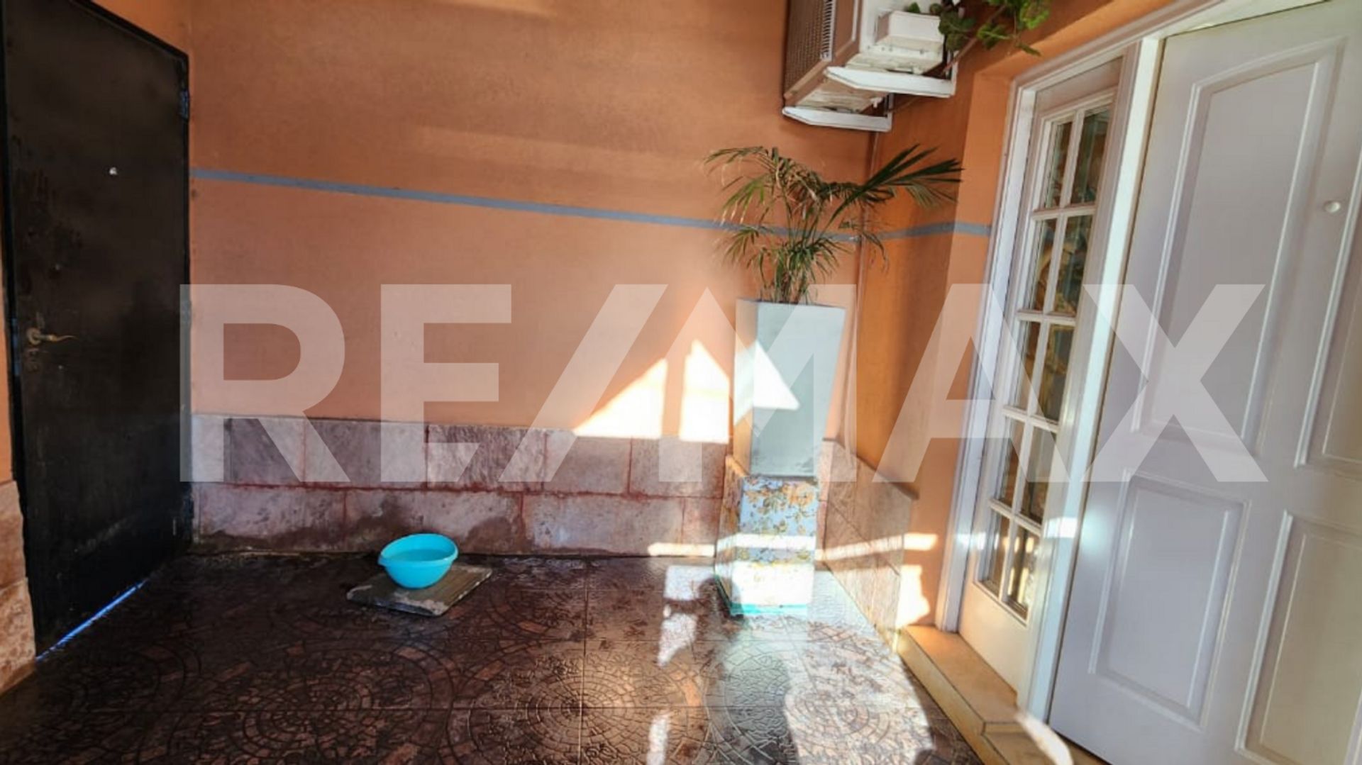 VENTA CASA 2 DORM PLAZA HUINCUL B° CENTRAL - 4