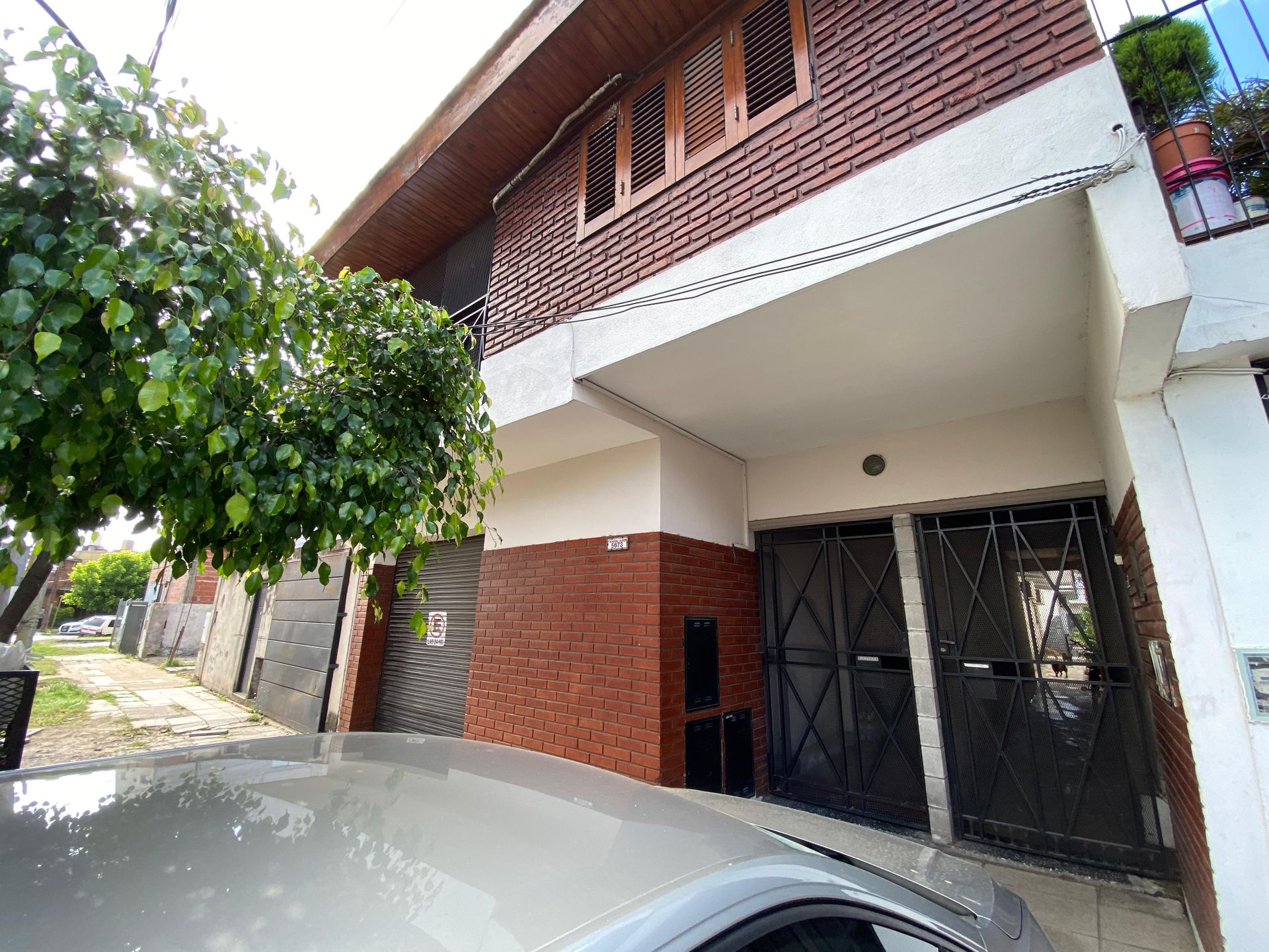 VENTA PH 4 AMBIENTES CASEROS BALCON - 12