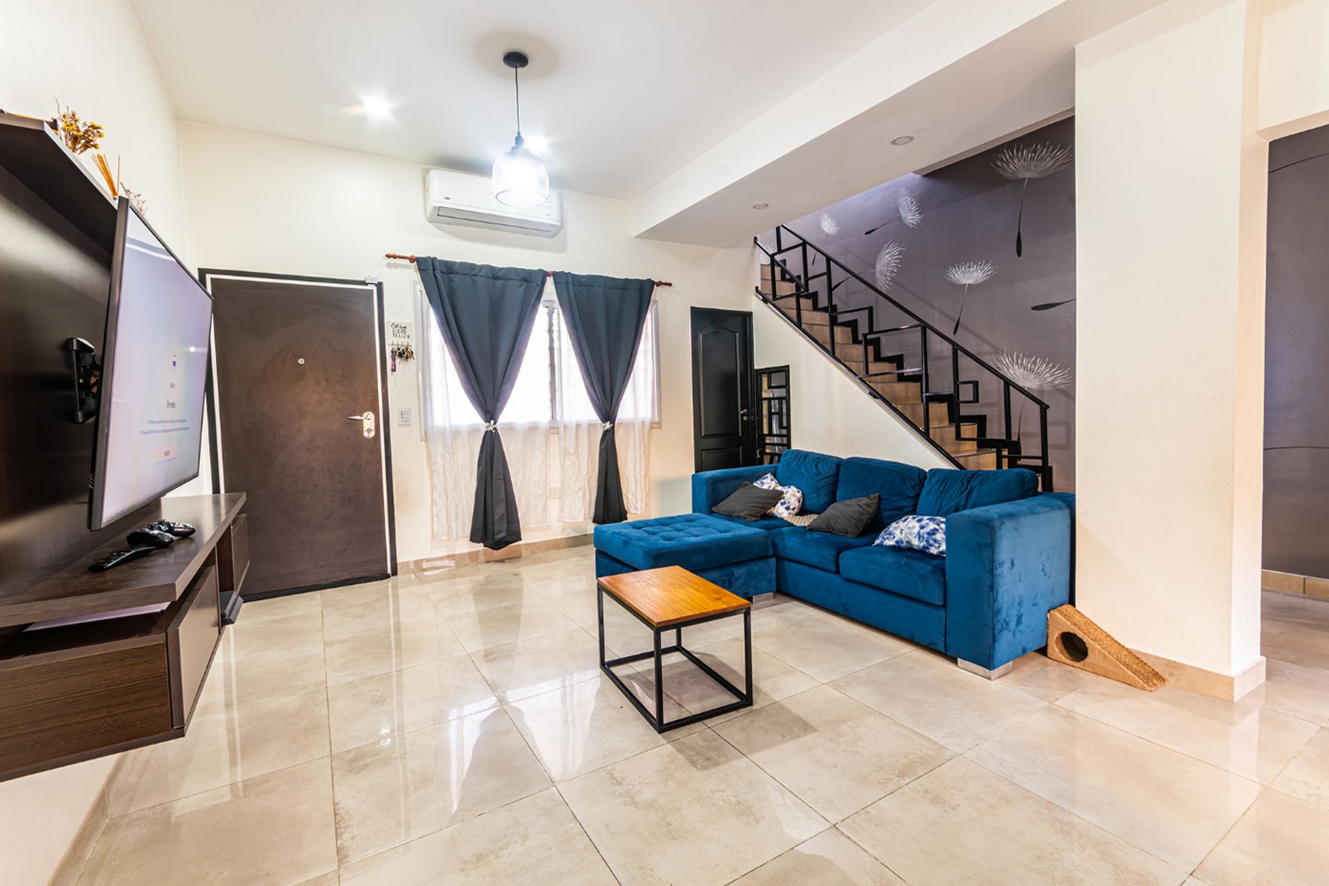 Venta casa 4 ambientes Wilde. - 1