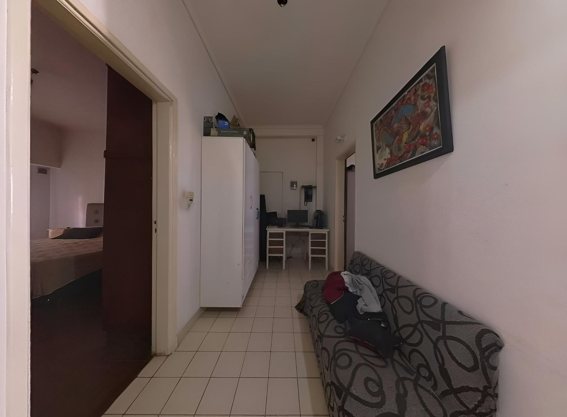 Venta de casa y 3 departamentos Hurlingham p renta - 9