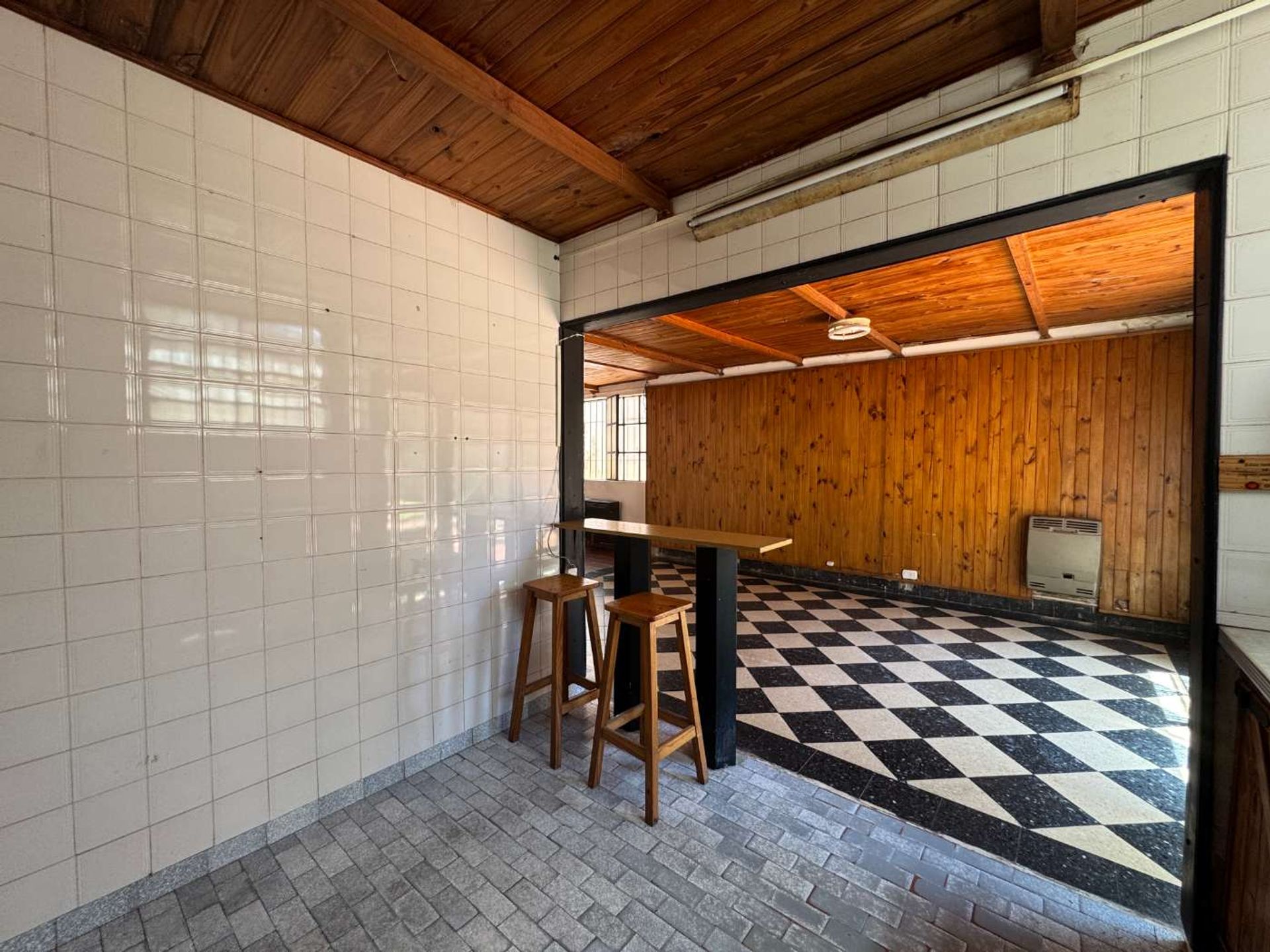 PH A REFACCIONAR C/JARDIN EN VENTA- SANTOS LUGARES - 2