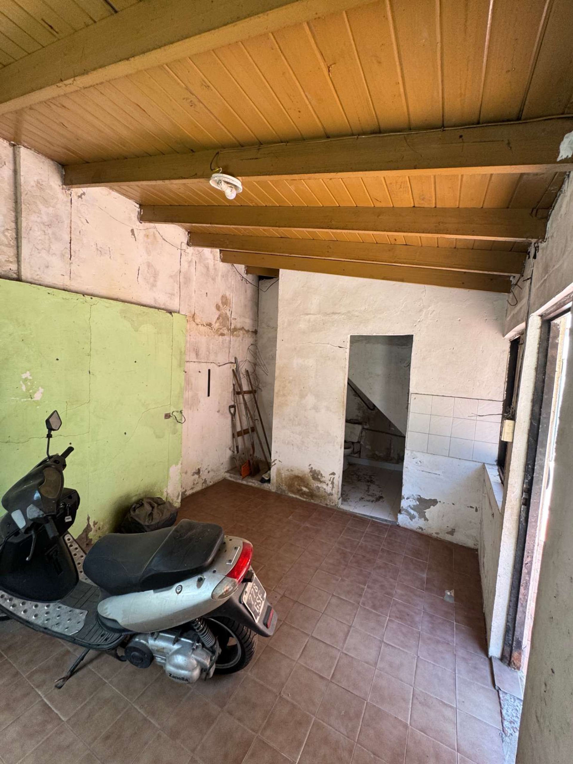 PH A REFACCIONAR C/JARDIN EN VENTA- SANTOS LUGARES - 9