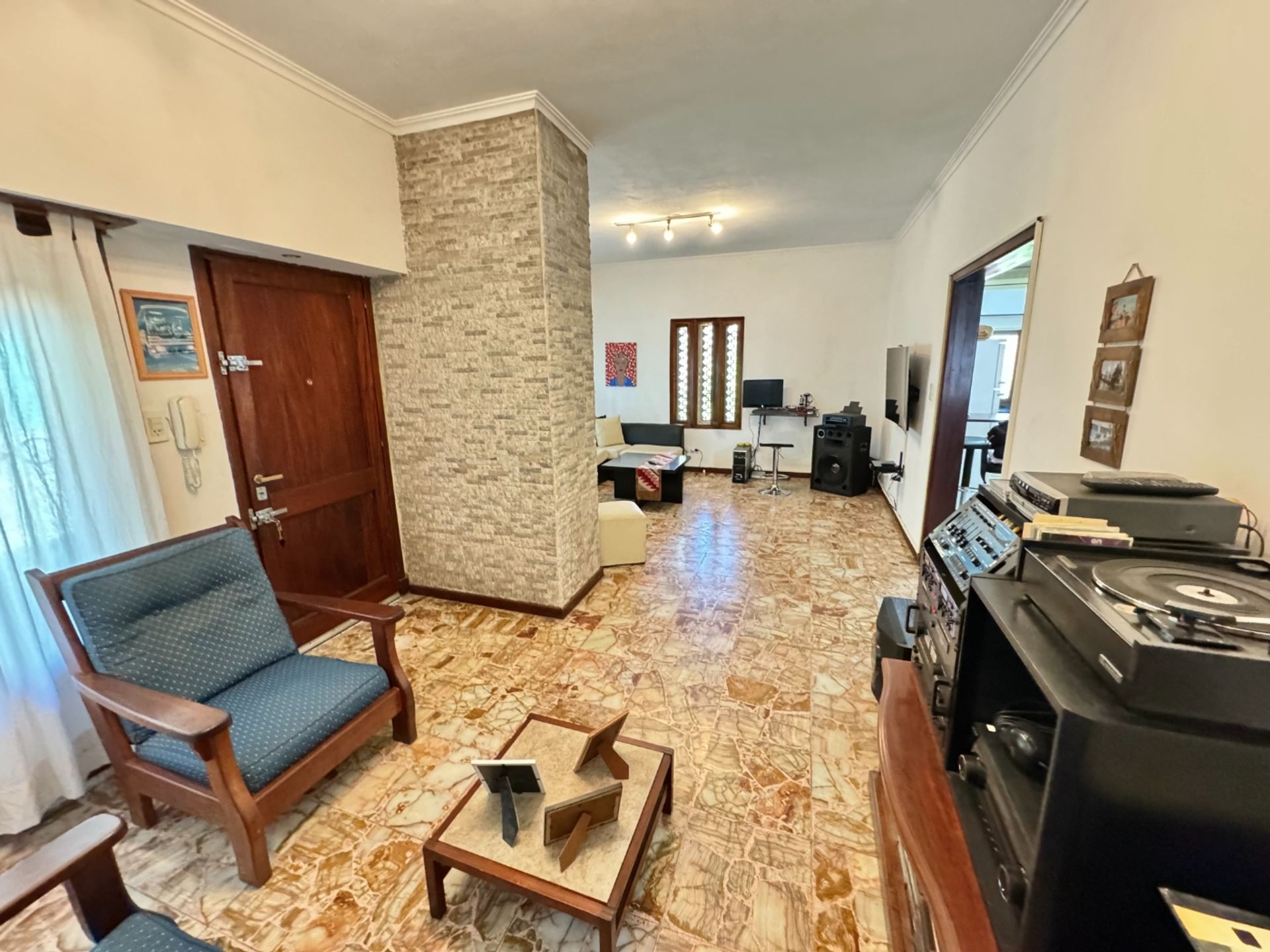 CASA 4 AMBIENTES CON QUINCHO EN VENTA BERAZATEGUI - 4