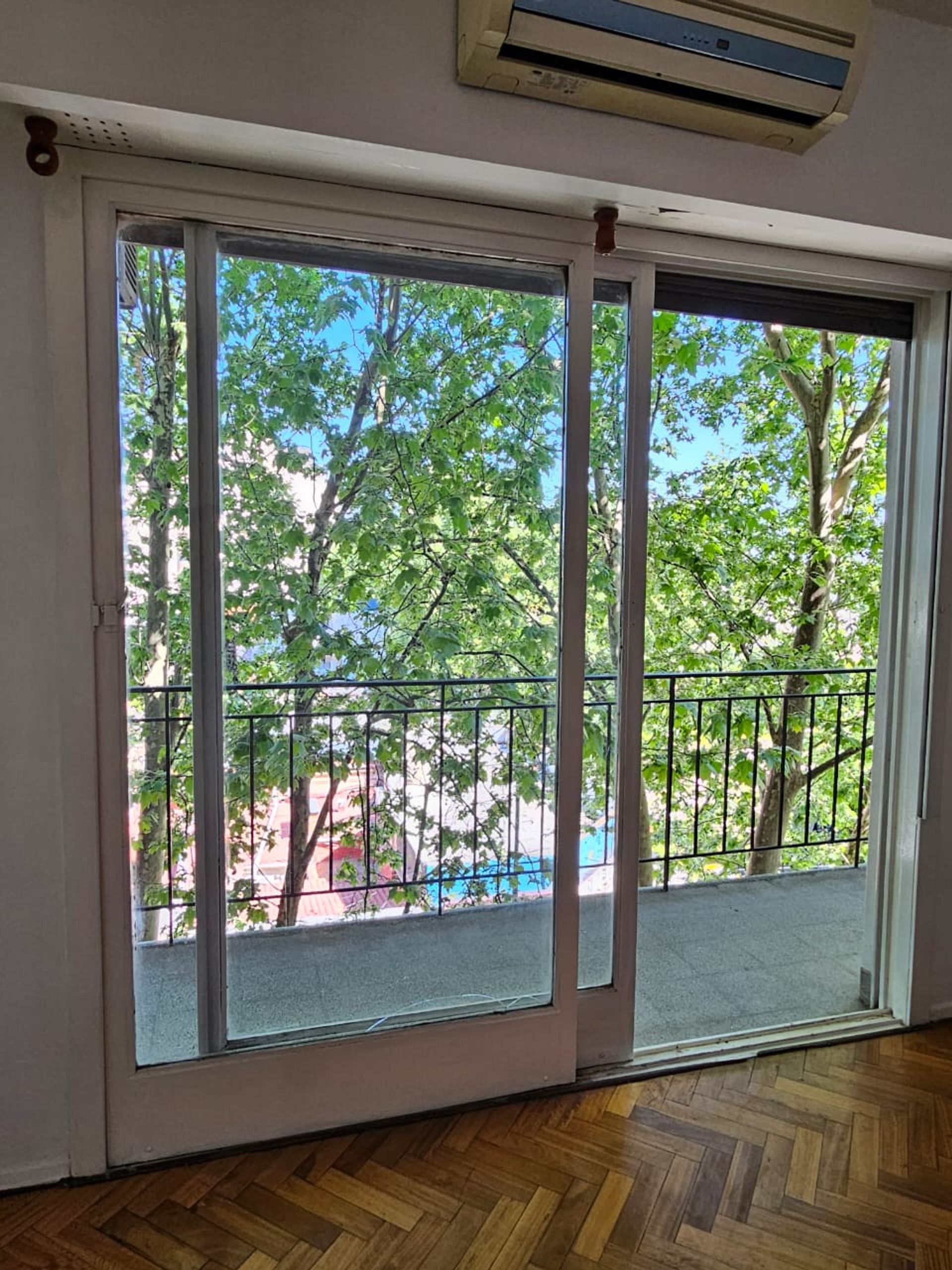 venta departamento 2 ambientes con balcón Liniers - 20