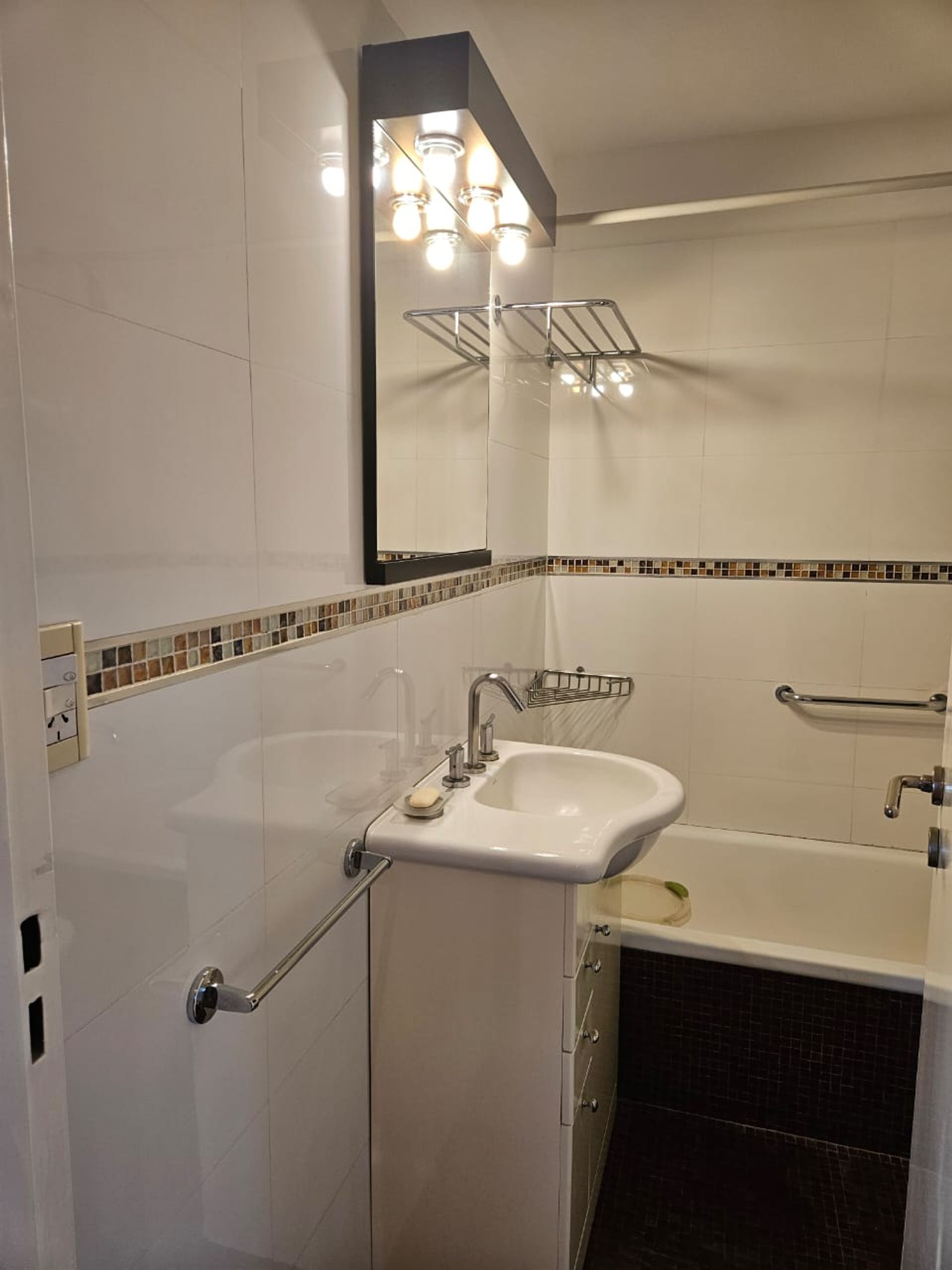 venta departamento 2 ambientes con balcón Liniers - 16