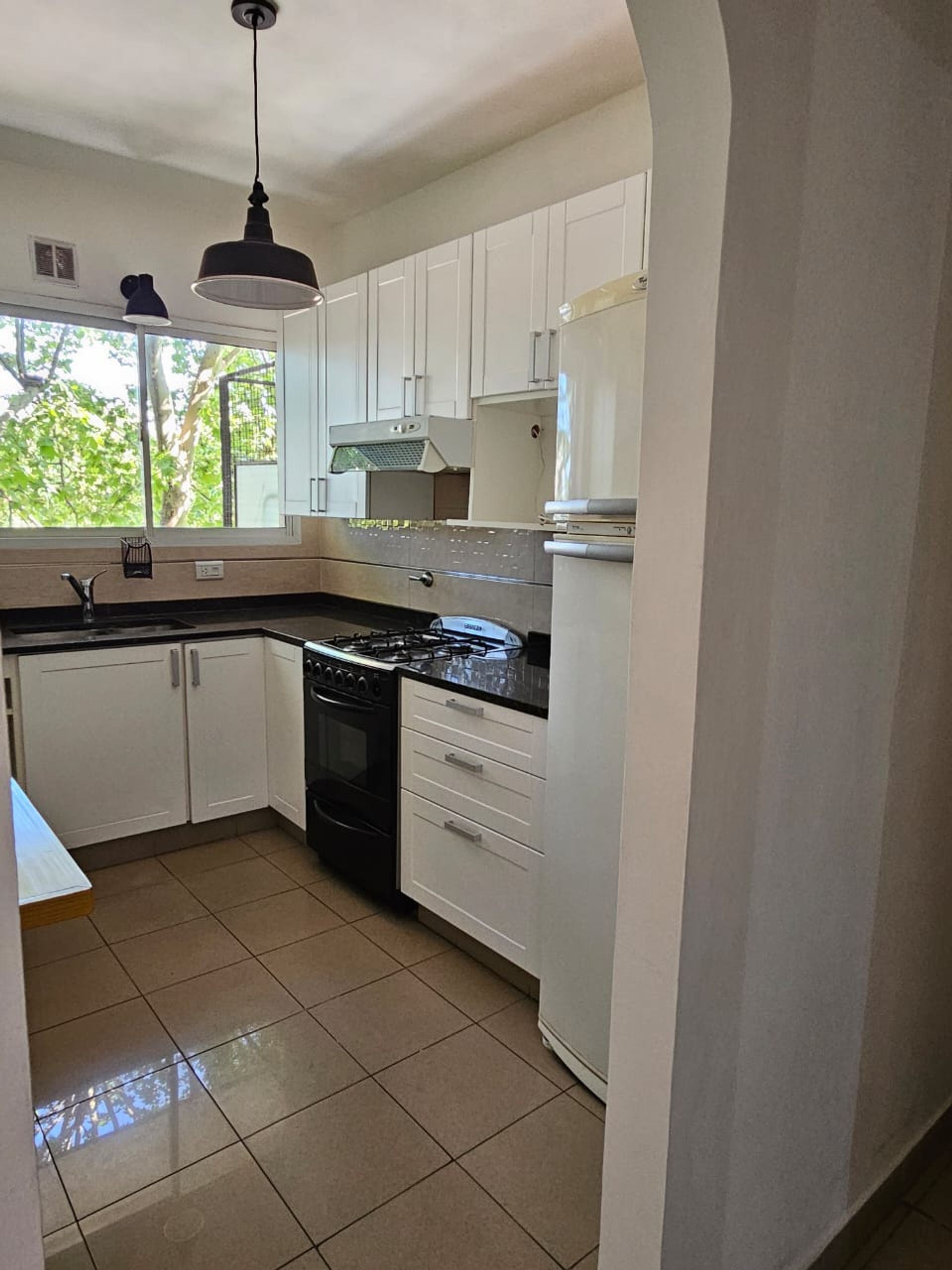 venta departamento 2 ambientes con balcón Liniers - 6