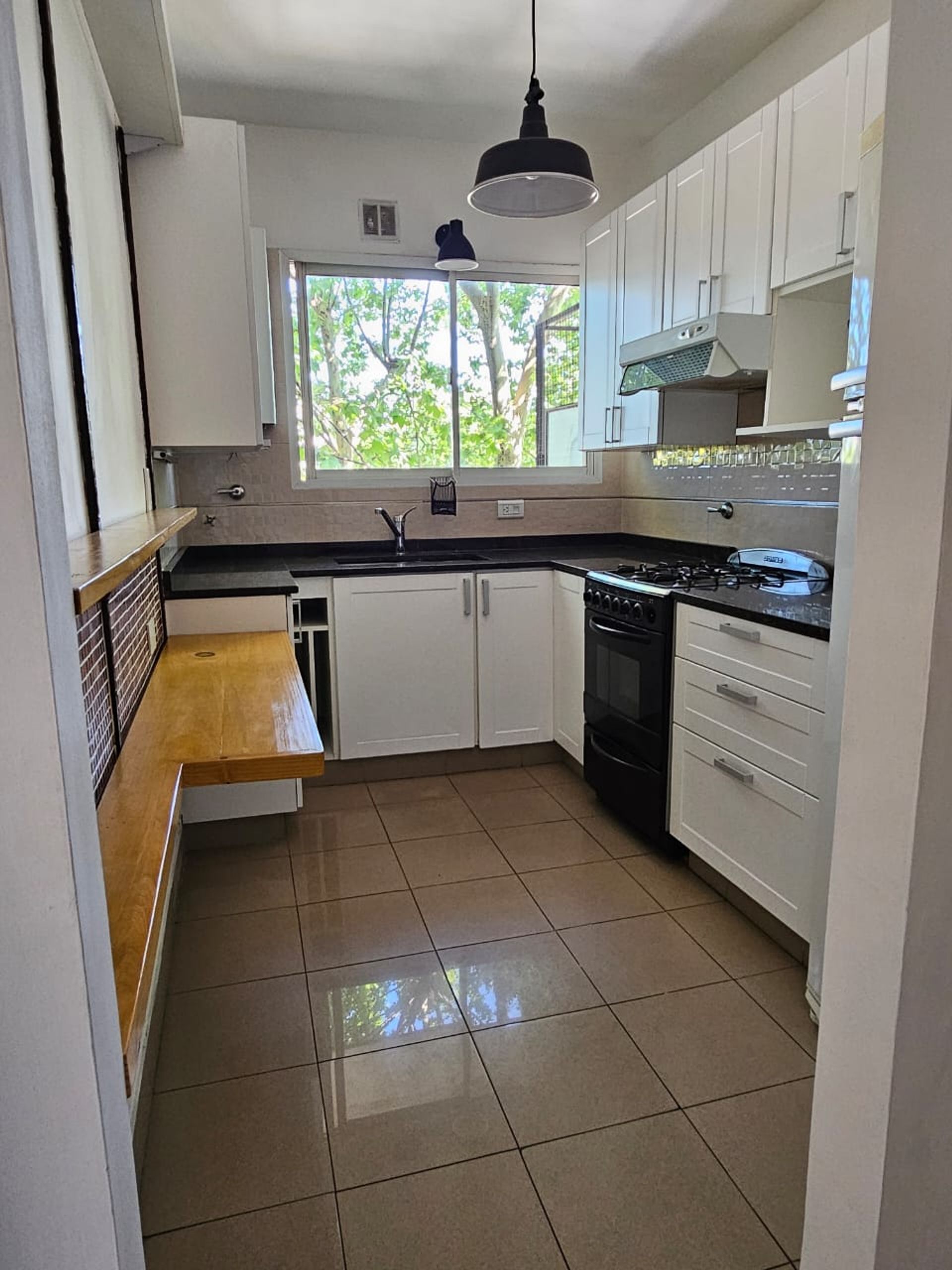 venta departamento 2 ambientes con balcón Liniers - 11
