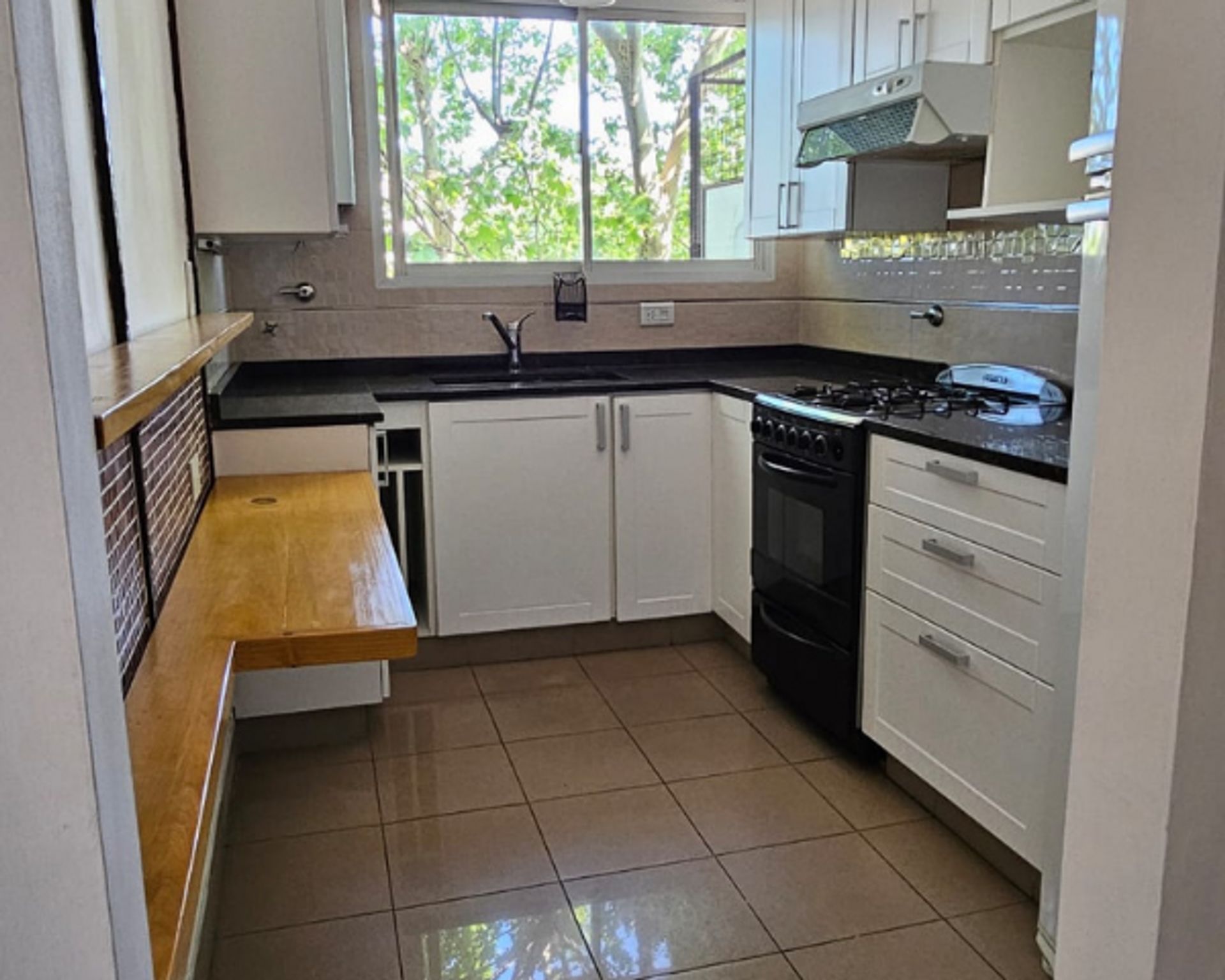 venta departamento 2 ambientes con balcón Liniers - 4