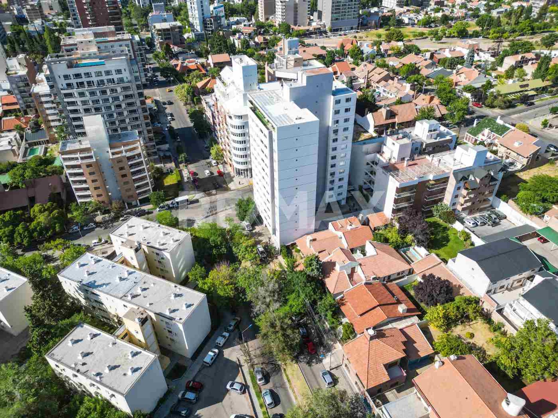VENTA CASA 4 DORMITORIOS, CALLE BROWN 934, NEUQU&Eacute;N - 11