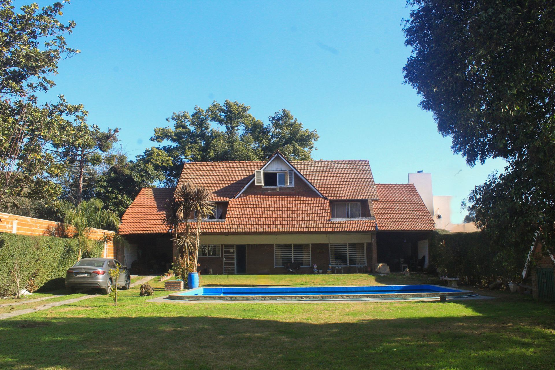 Casa Chalet -Quinta Parque Pileta-Parrilla - 1