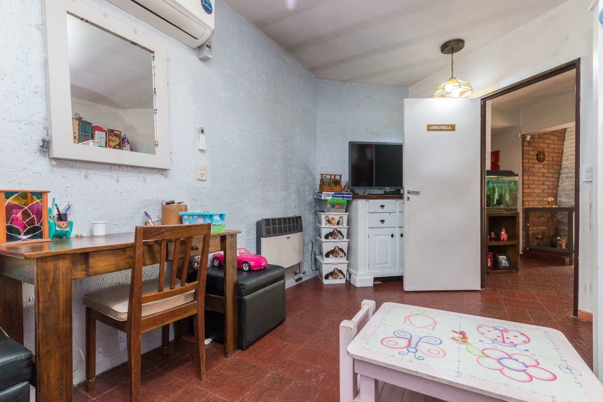 Casa 4 ambientes venta Temperley con piscina - 16