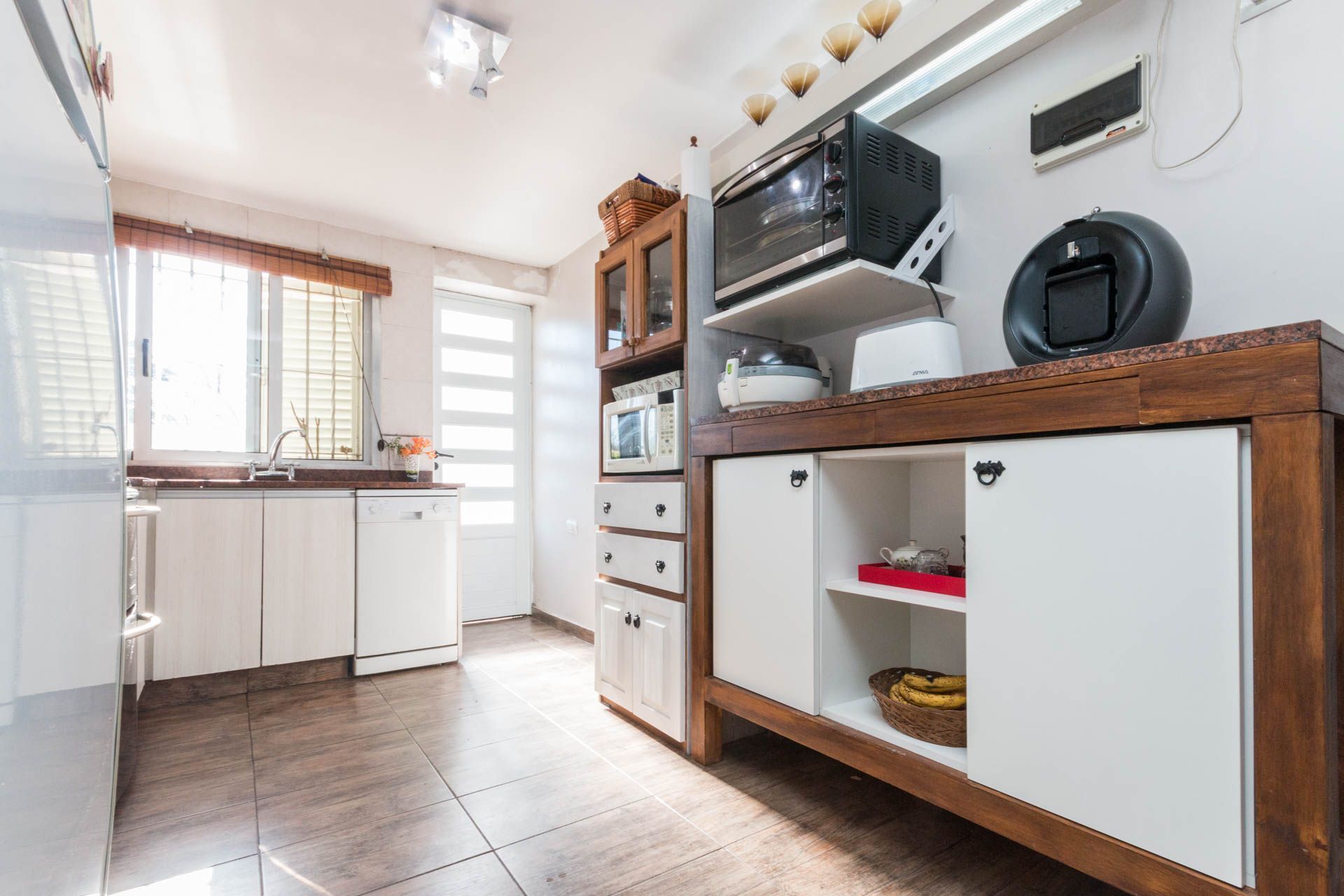 Casa 4 ambientes venta Temperley con piscina - 9