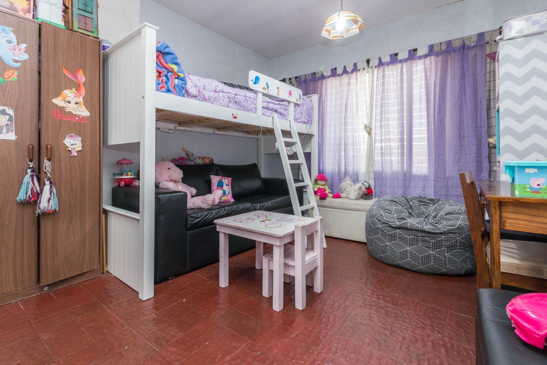 Casa 4 ambientes venta Temperley con piscina - 17