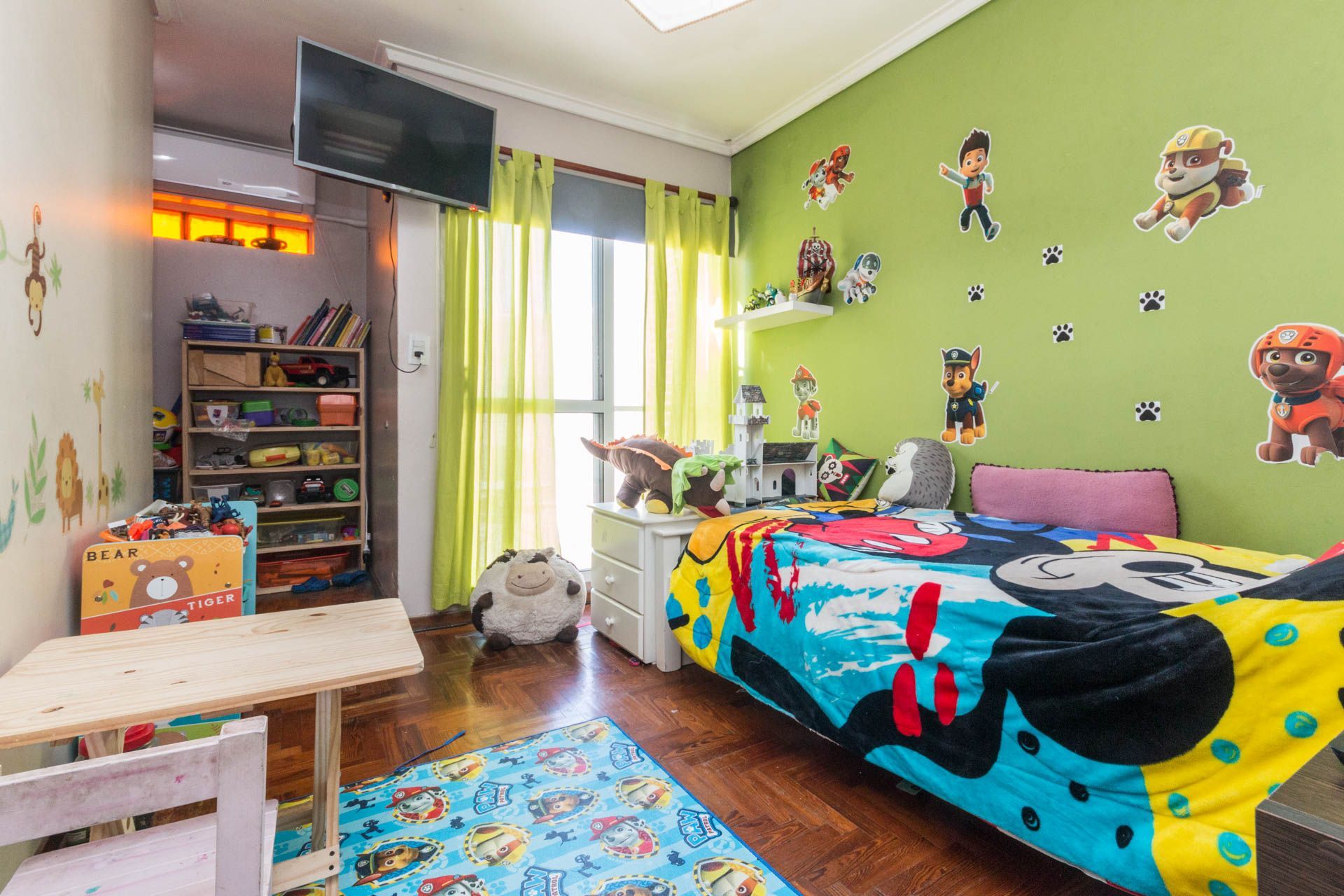 Casa 4 ambientes venta Temperley con piscina - 20