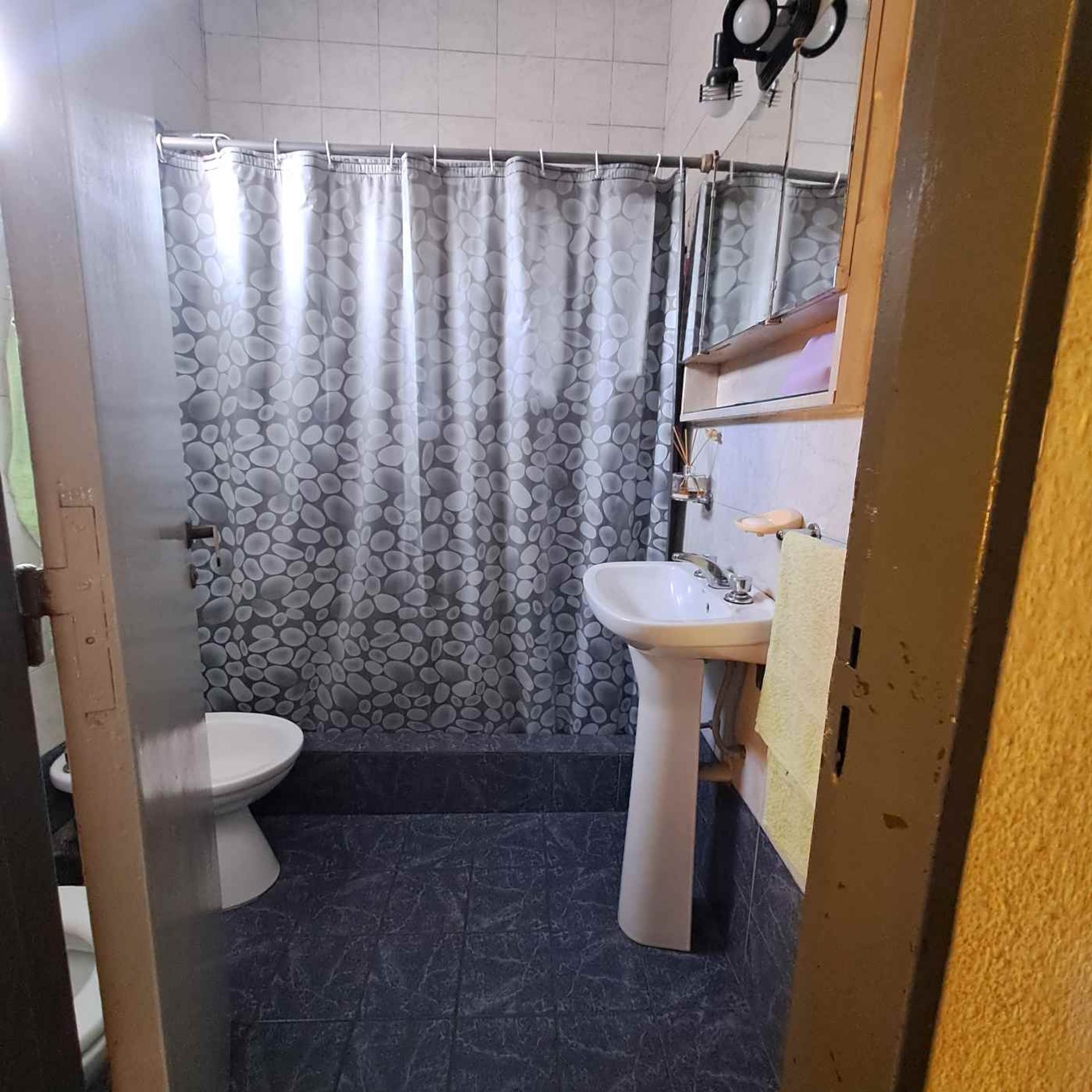 Venta Ph 1° piso 4 ambientes Caseros - 7