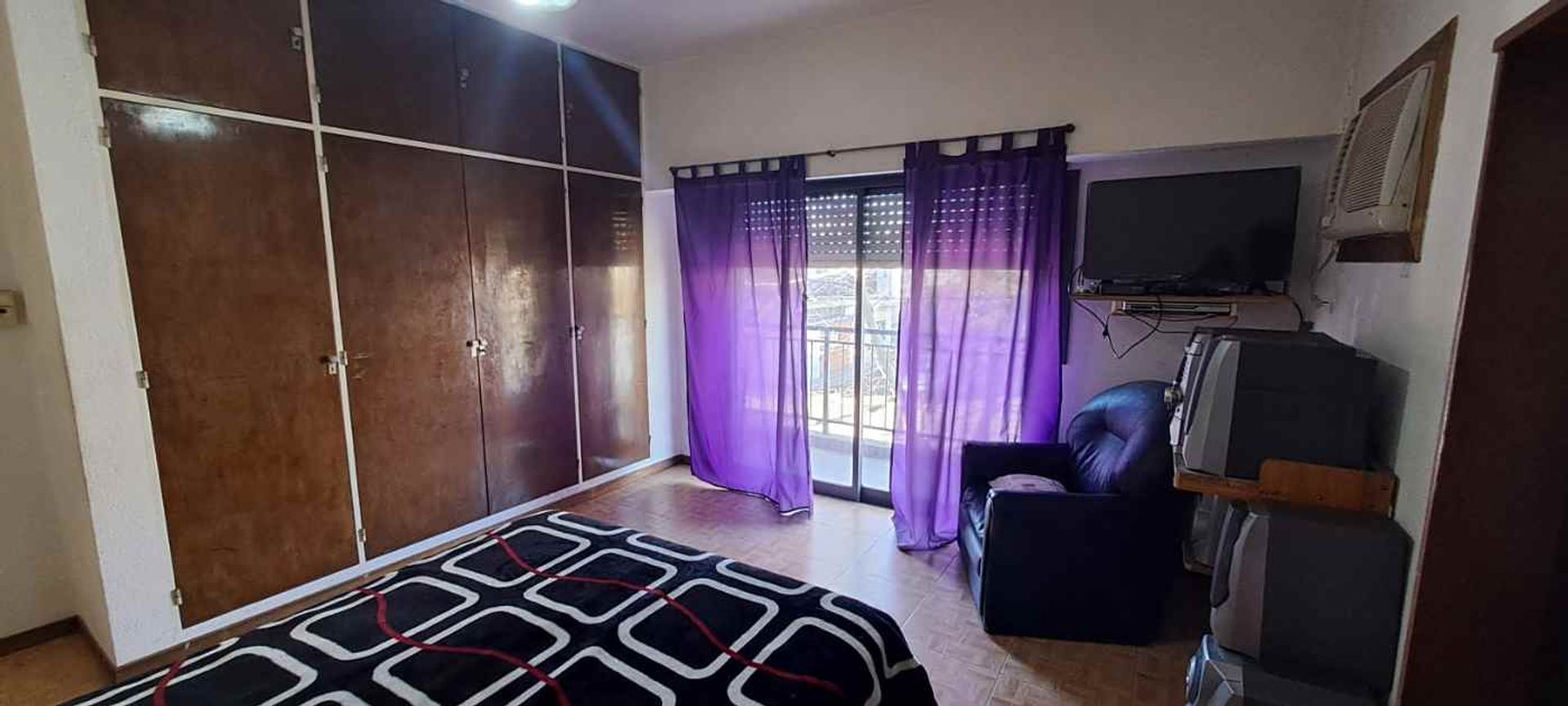Venta Ph 1° piso 4 ambientes Caseros - 17