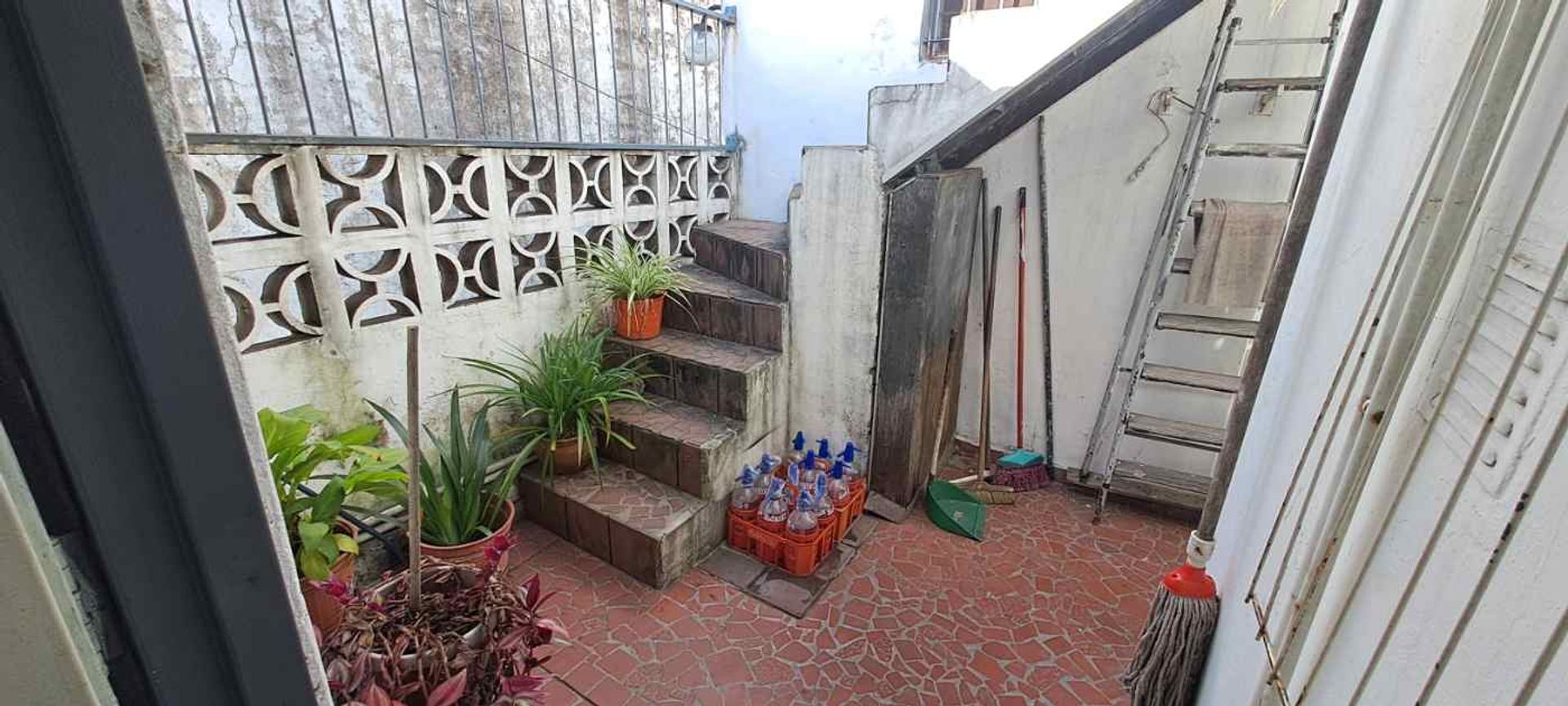 Venta Ph 1° piso 4 ambientes Caseros - 9