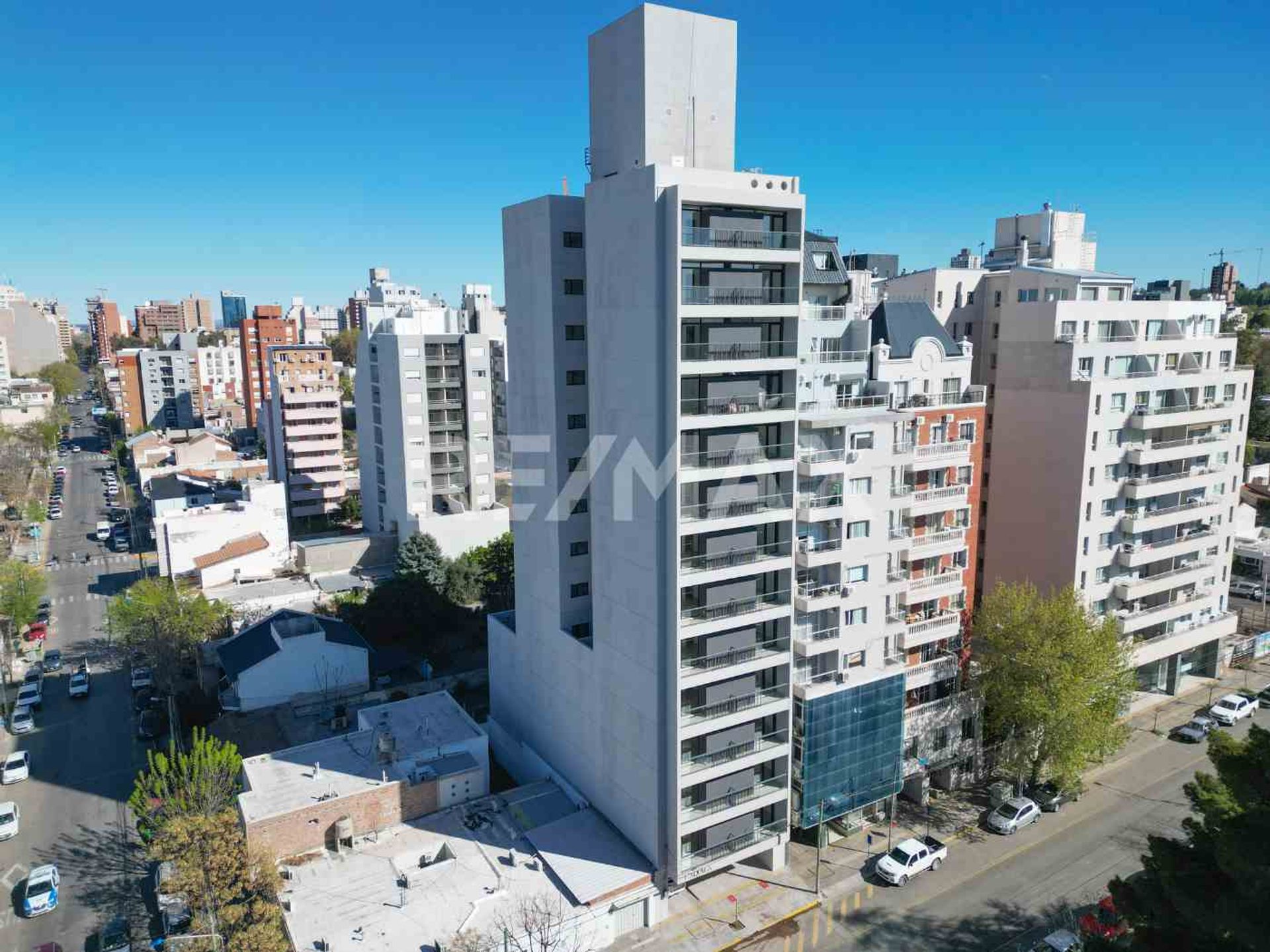 Deptos Monoambiente Apto Residencial y Profesional - 19