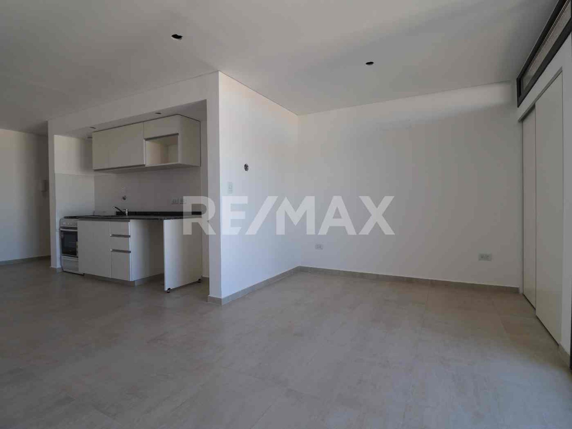 Deptos Monoambiente Apto Residencial y Profesional - 7
