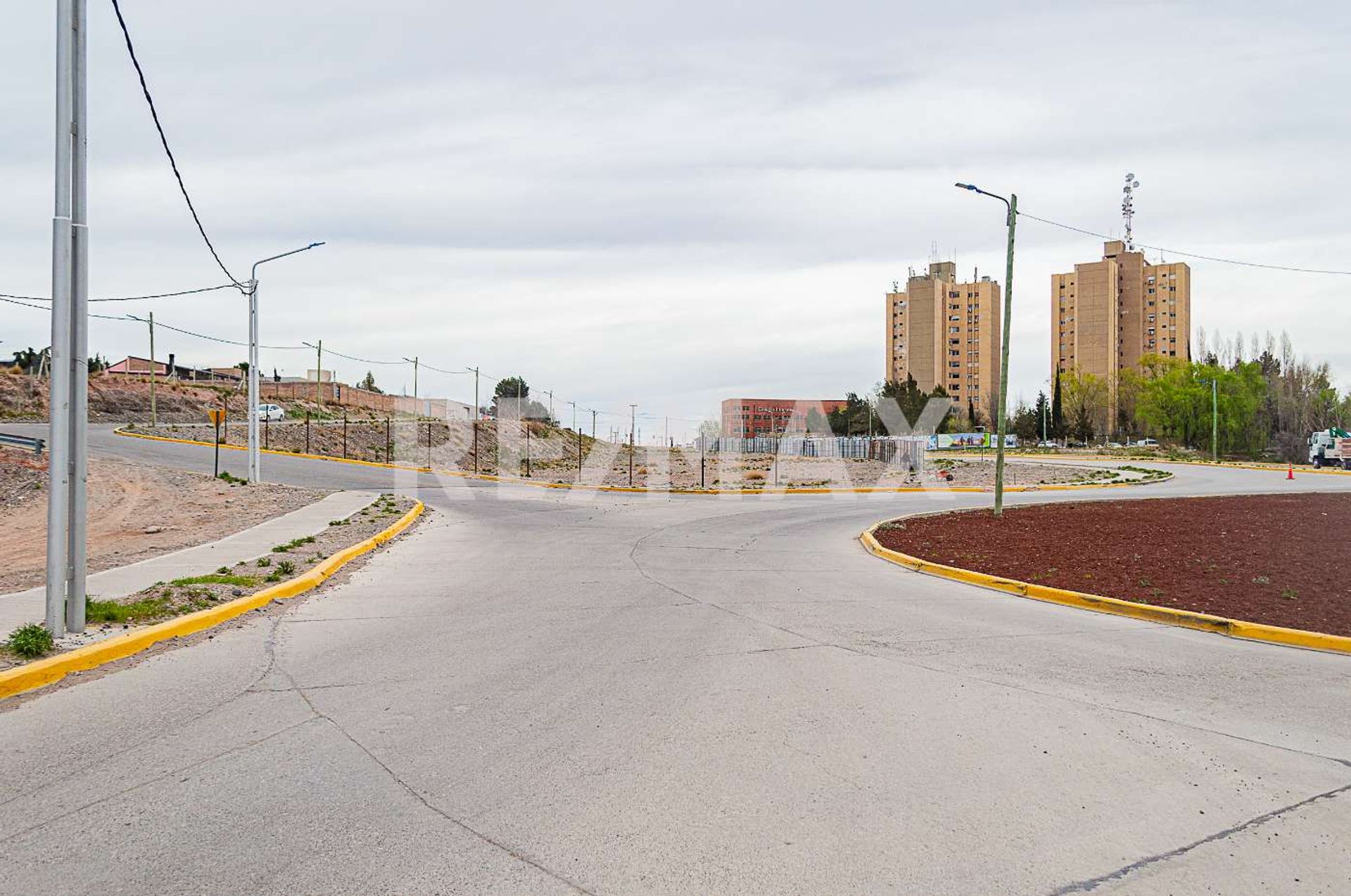 FRACCIÓN EN VENTA 6811,95 m2 | AV DR. RAMON | NQN - 6
