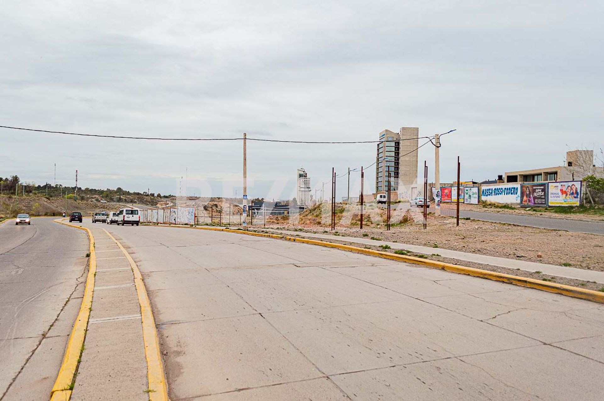 FRACCIÓN EN VENTA 6811,95 m2 | AV DR. RAMON | NQN - 12