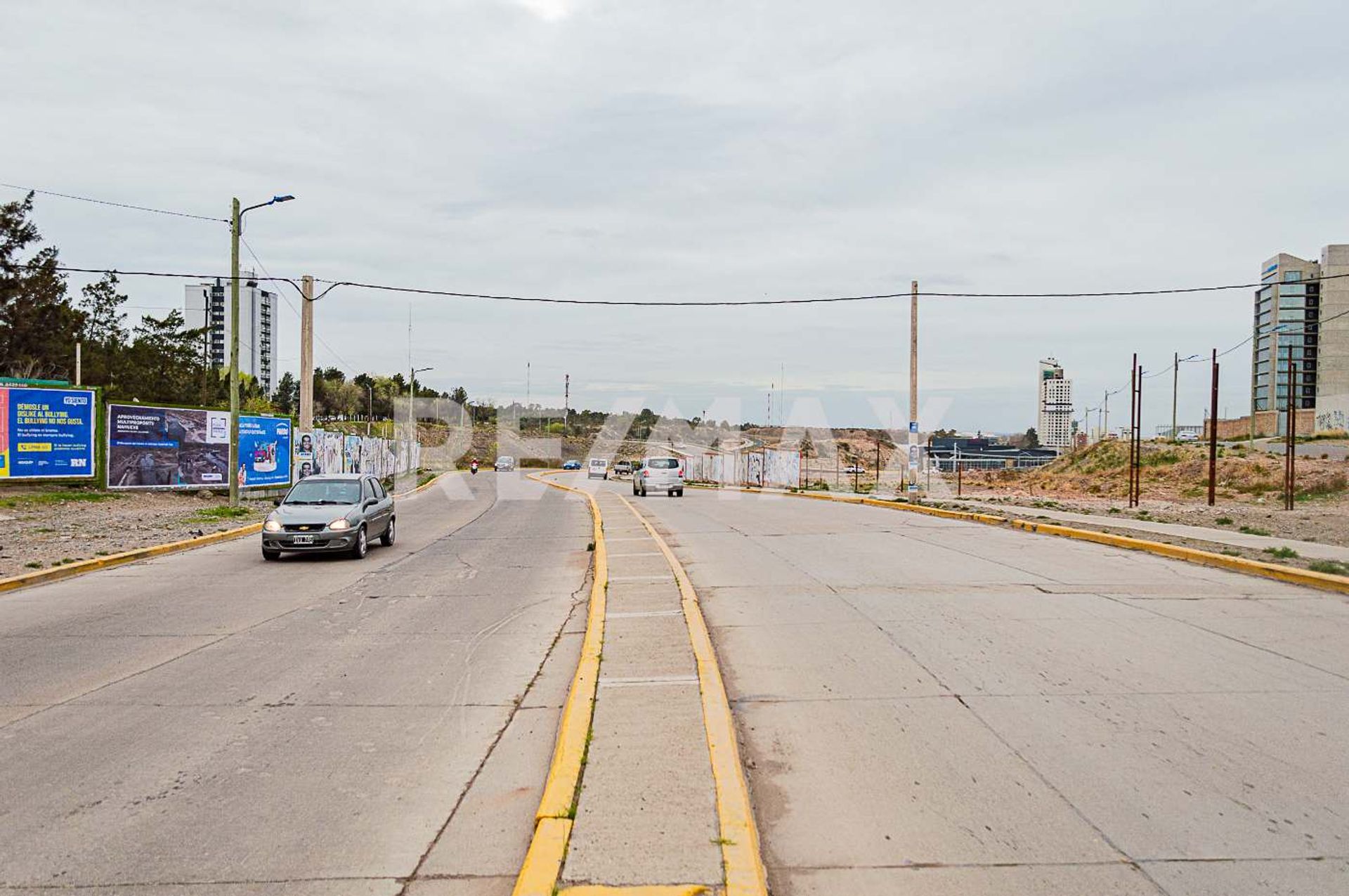 FRACCIÓN EN VENTA 6811,95 m2 | AV DR. RAMON | NQN - 13