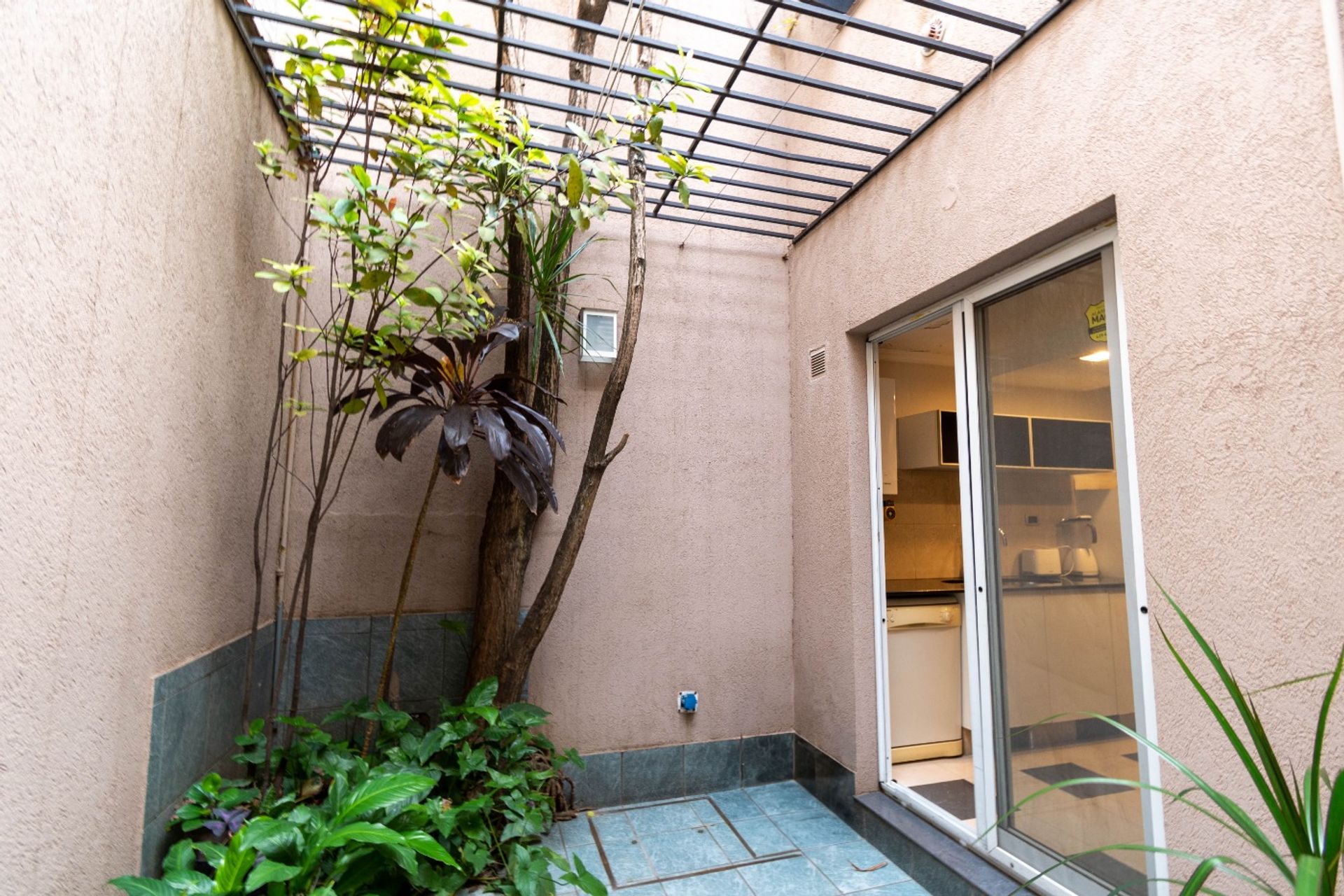VENTA PH DE ESTILO 3 DORM CON PATIO Y TERRAZA - 20