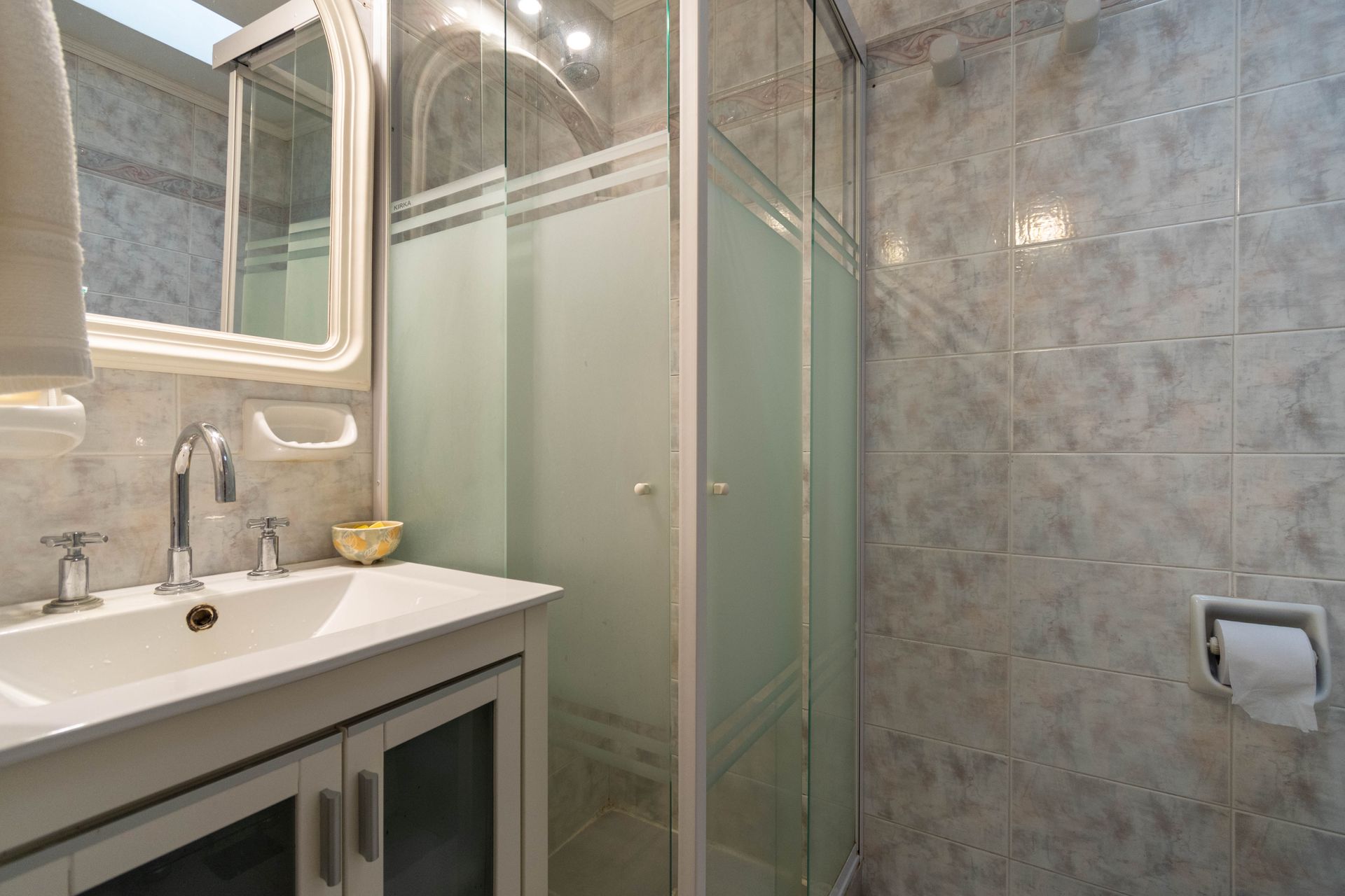VENTA PH DE ESTILO 3 DORM CON PATIO Y TERRAZA - 17