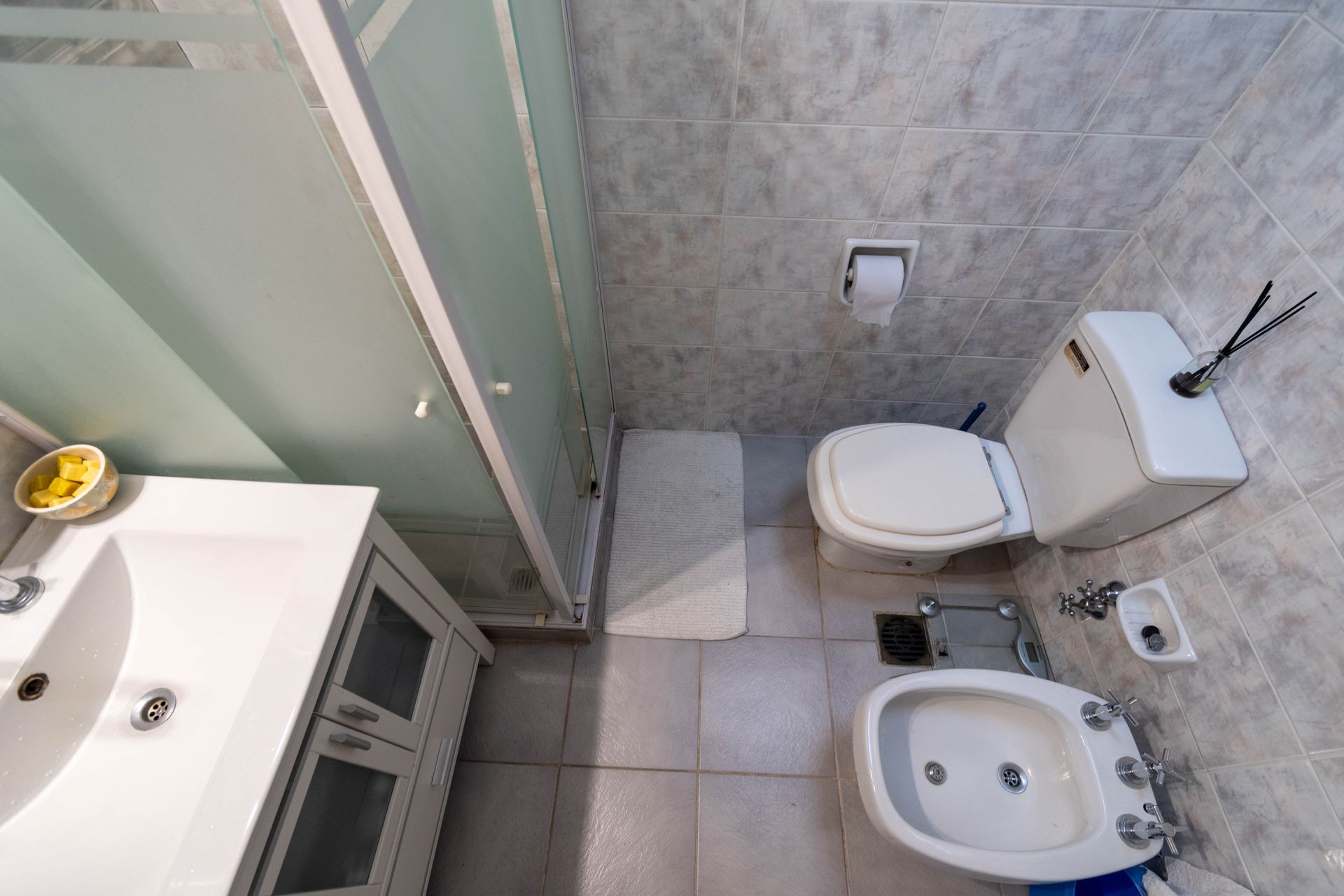 VENTA PH DE ESTILO 3 DORM CON PATIO Y TERRAZA - 16