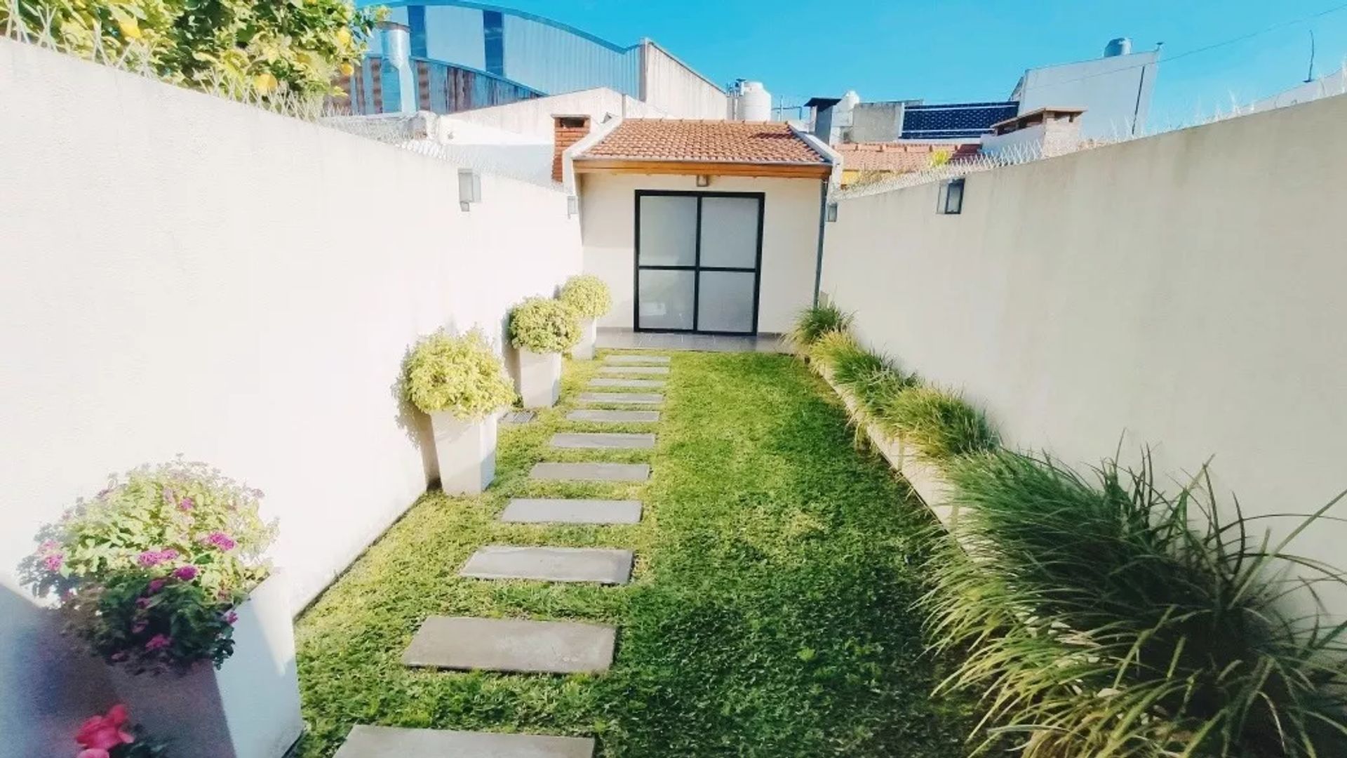 VENTA PH DUPLEX 4 AMB COCHERA JARDÍN QUINCHO - 4
