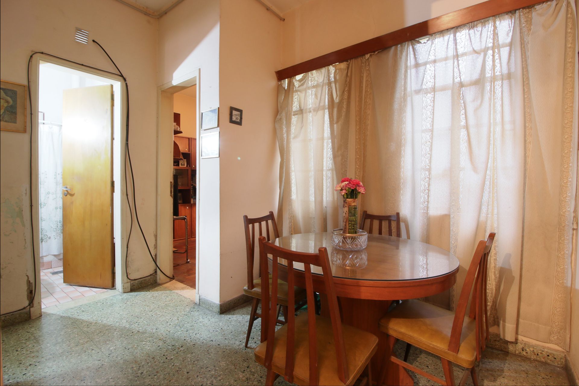 VENTA TERRENO EN EXELENTE UBICACION LANUS O - 2
