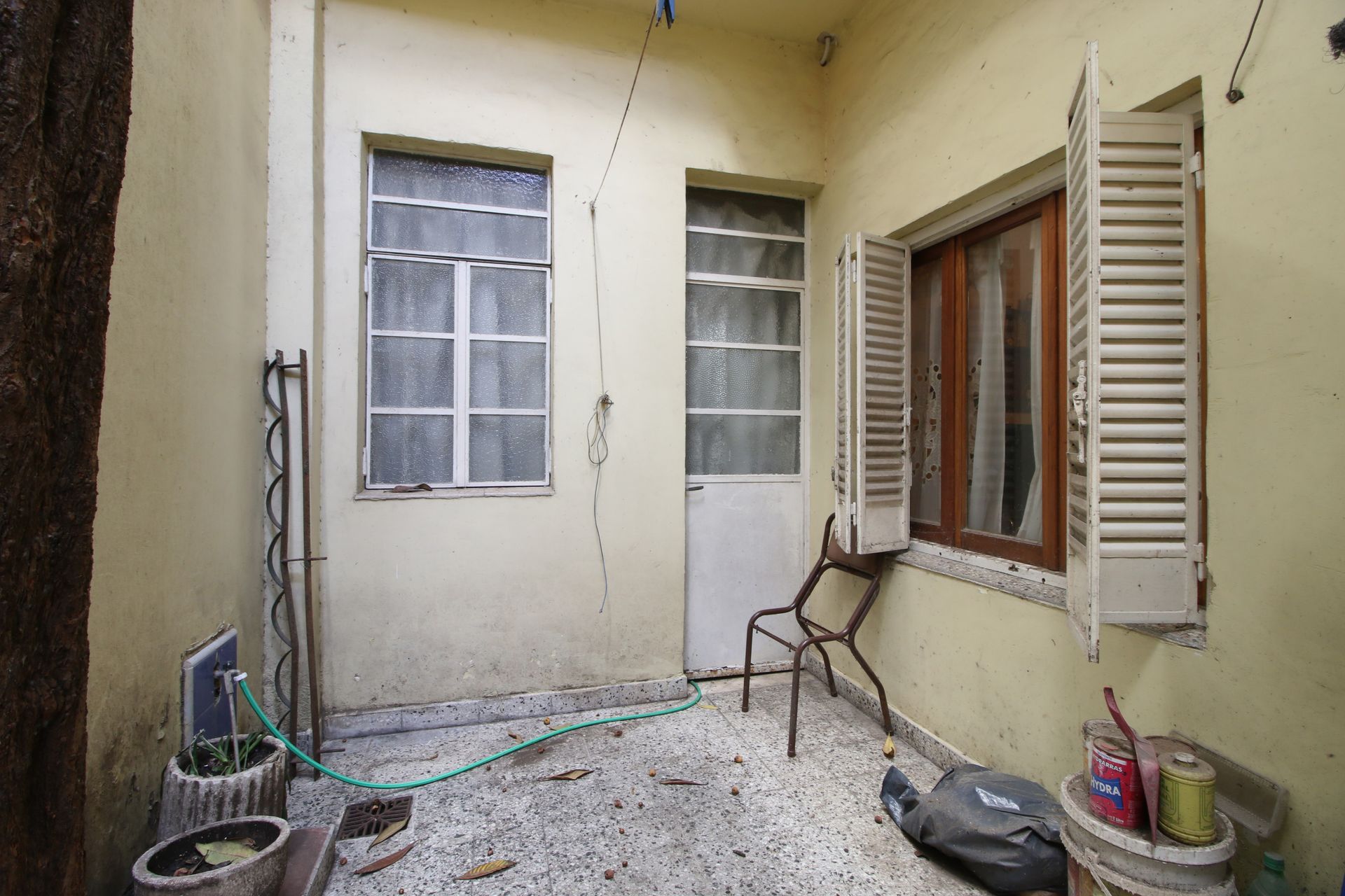 VENTA TERRENO EN EXELENTE UBICACION LANUS O - 14