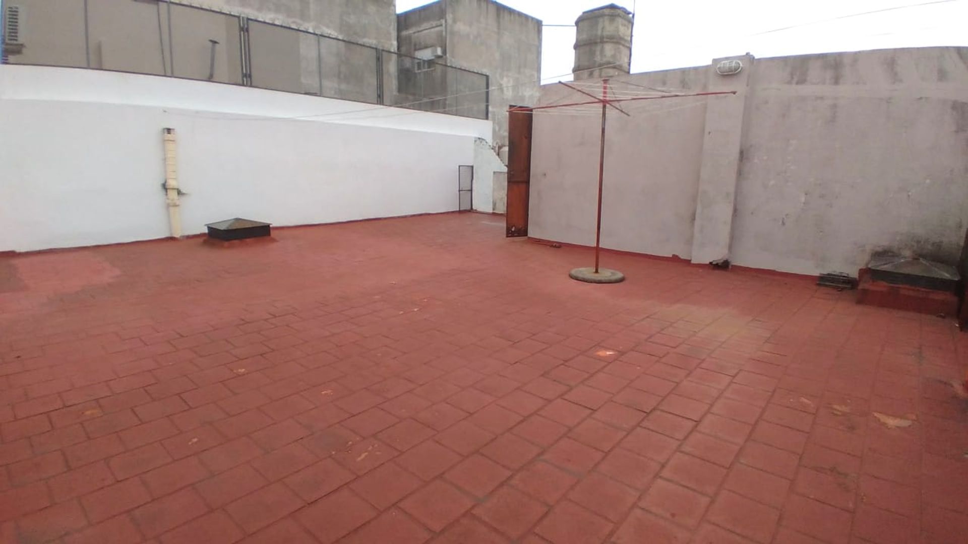 Casa en venta 3 ambientes Ramos Mej&iacute;a apto credito - 20